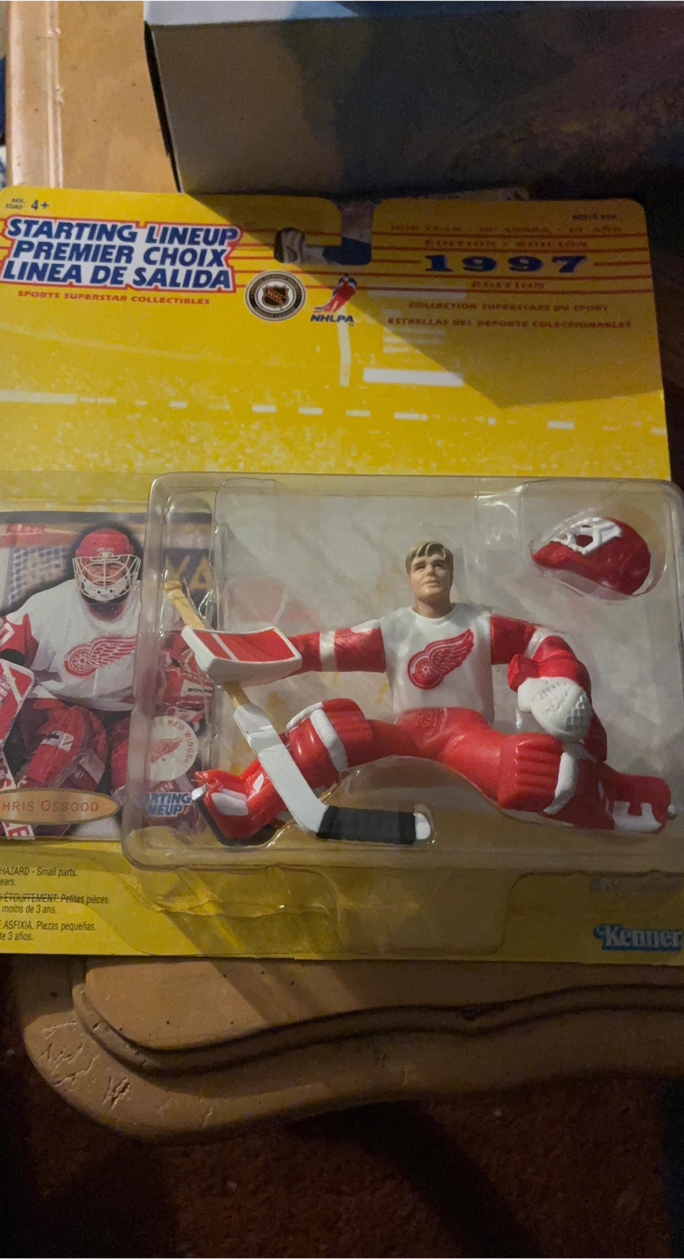 Starting Lineup Chris Osgood 1997 Action Figure