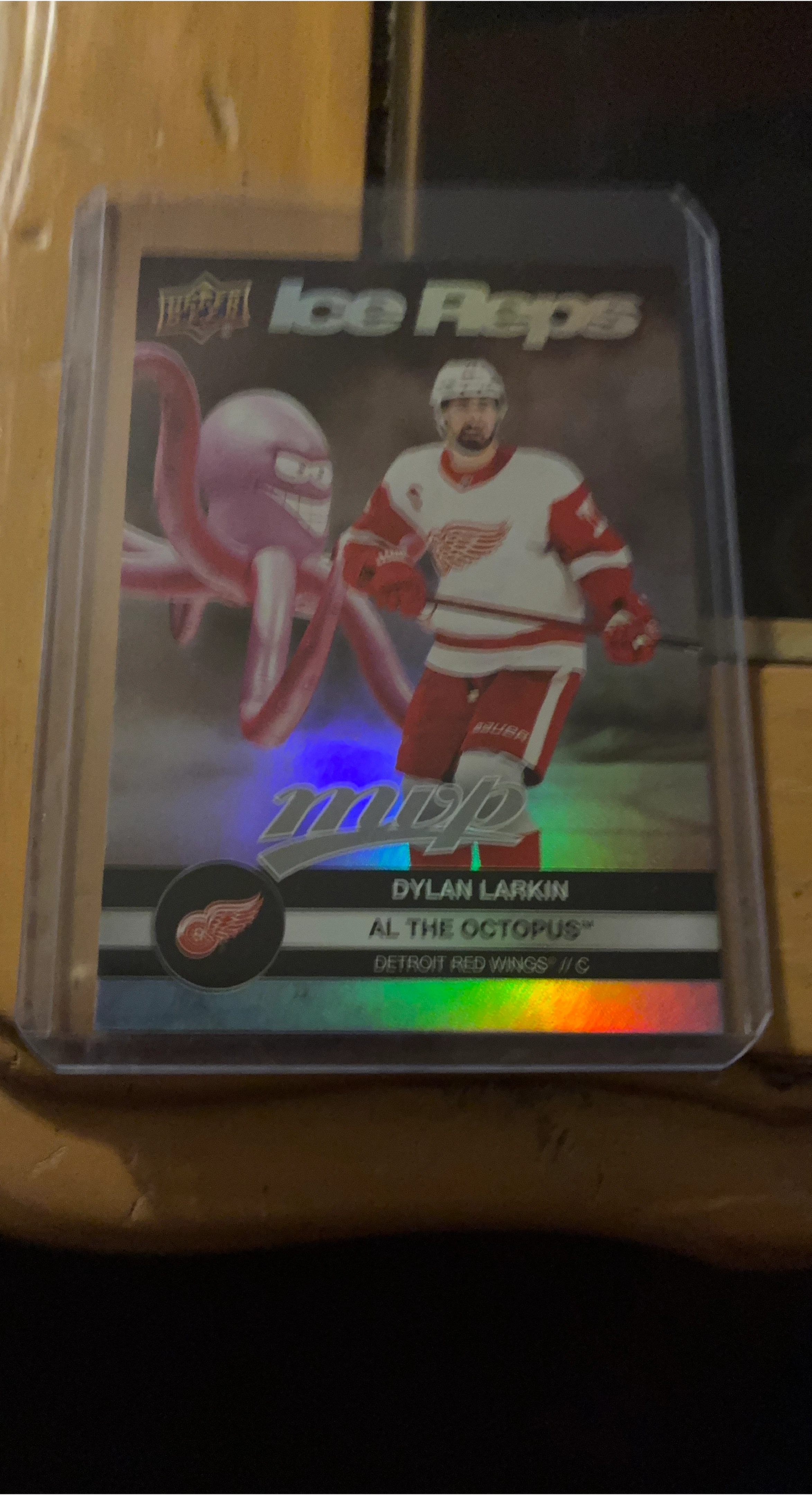 Upper Deck Ice Reps Dylan Larkin Al The Octopus Card