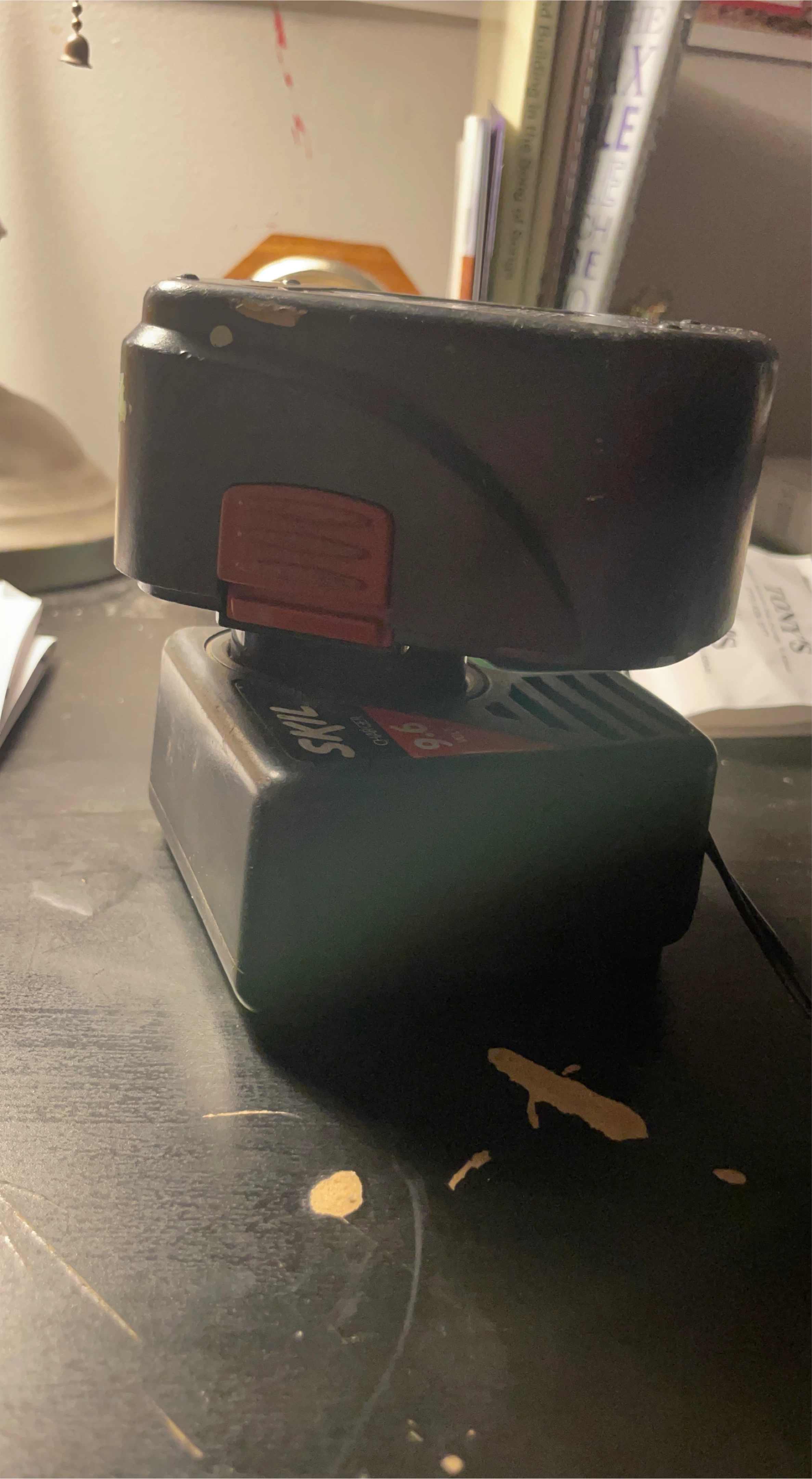 SKIL 9.6V Battery Charger