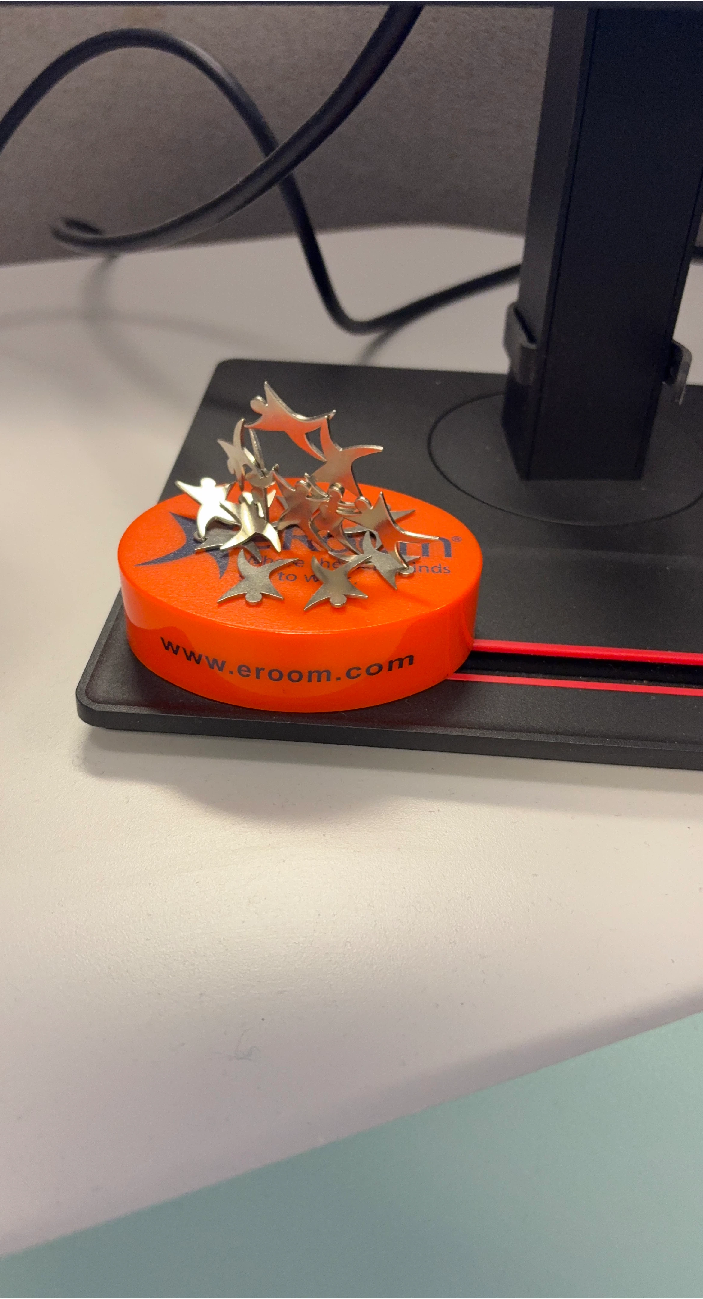 Eroom Kinetic Desk Toy