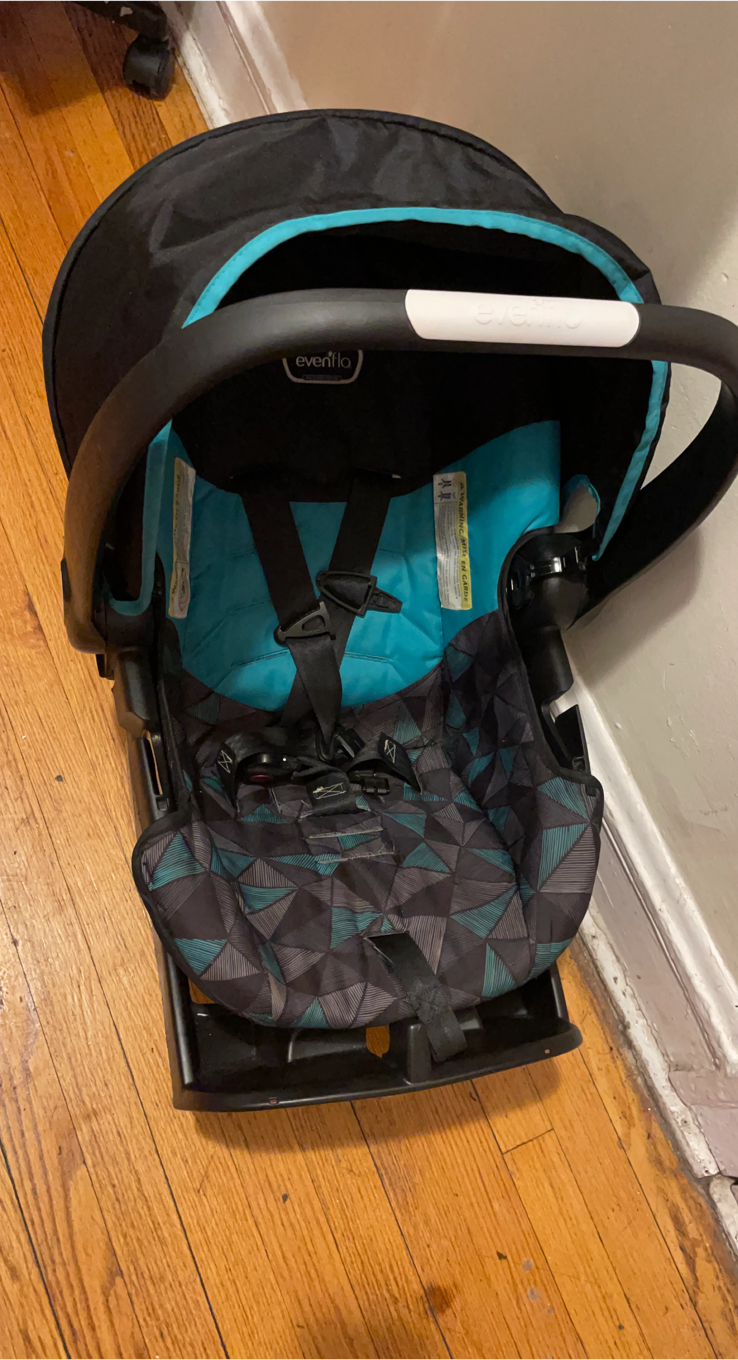 Evenflo Infant Car Seat with Base