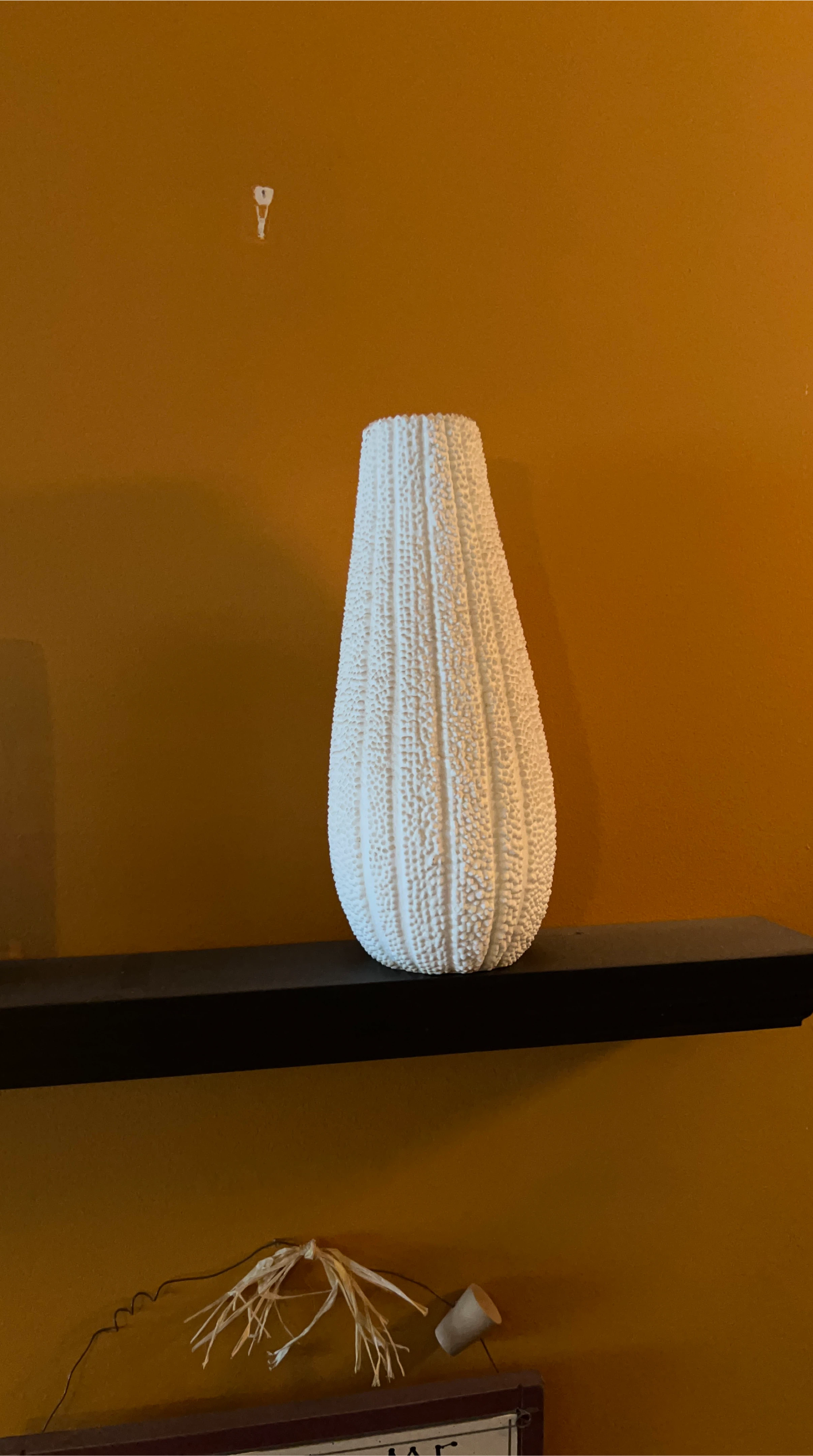 🥕White Textured Vase