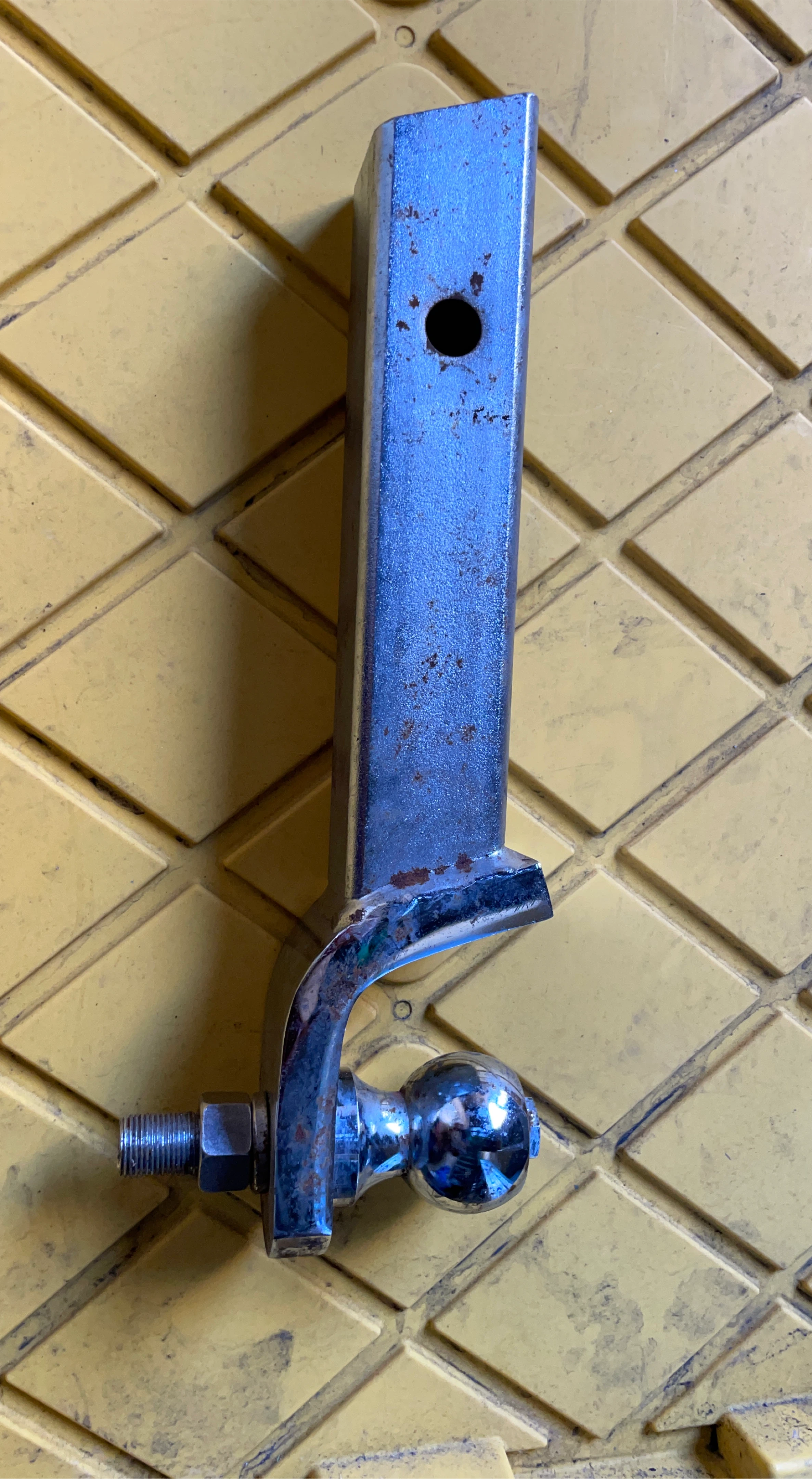 Trailer Hitch Ball Mount