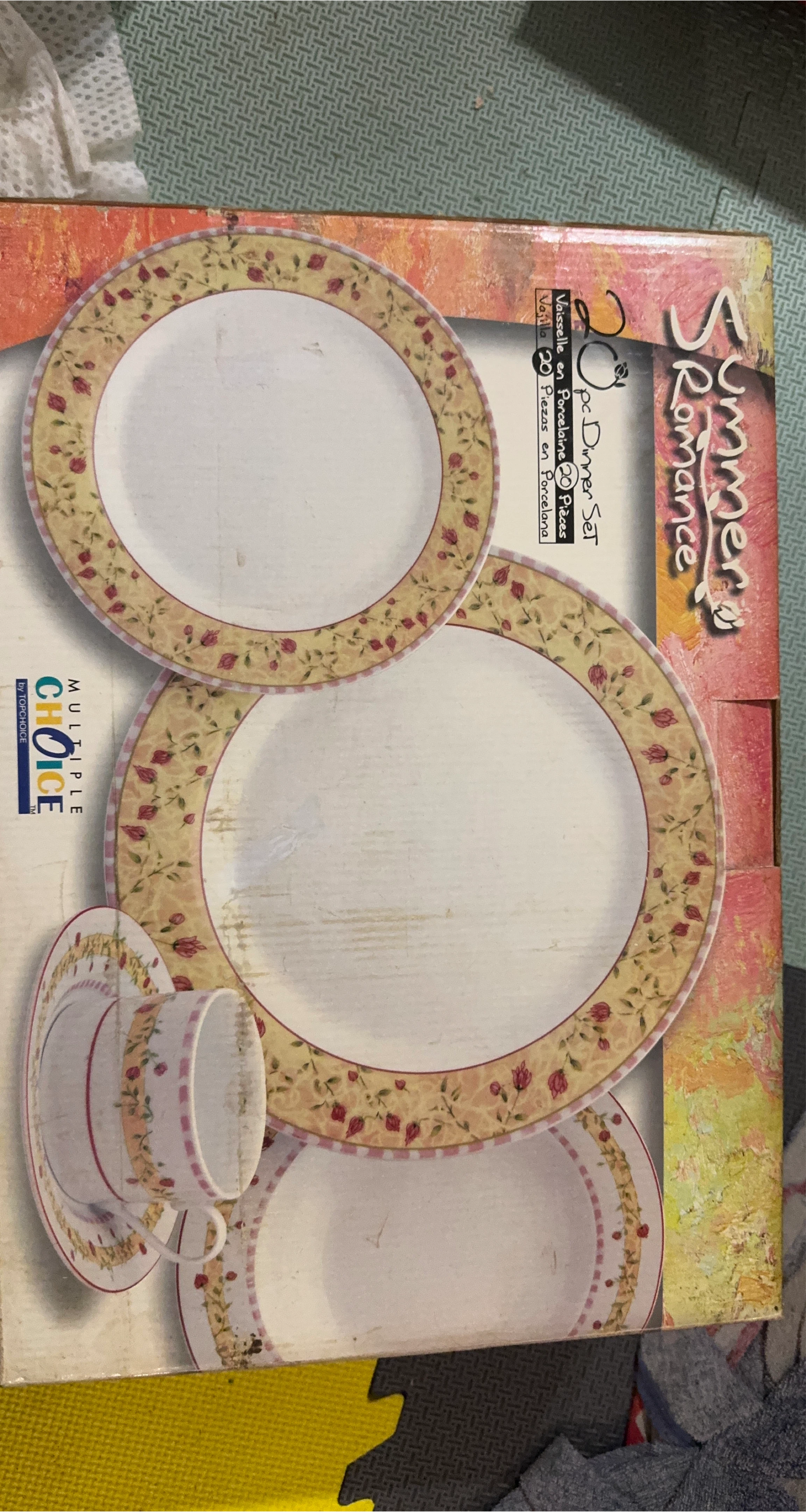 Summer Romance 20 Piece Porcelain Dinnerware Set