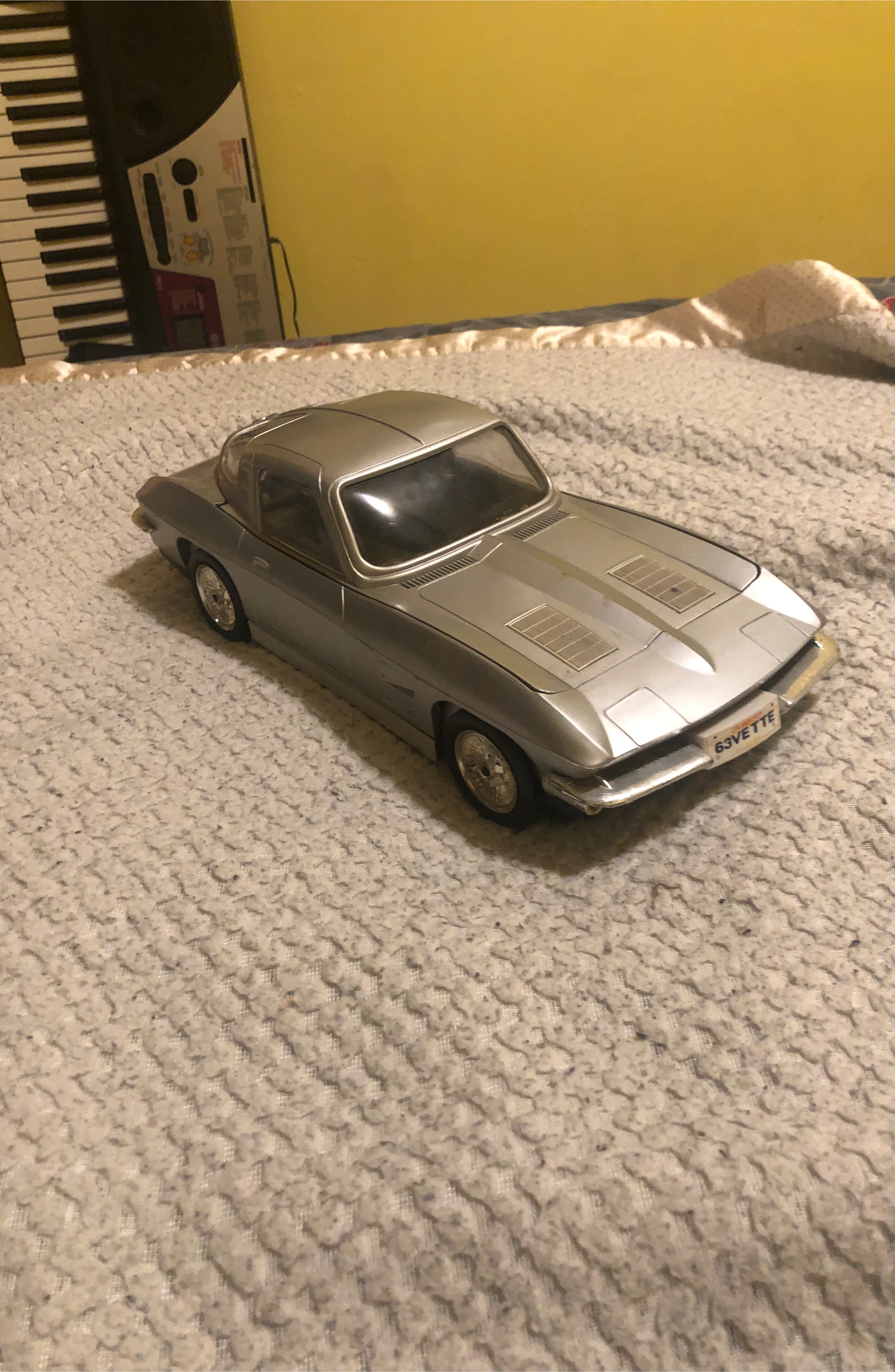 1963 Corvette Diecast Model Car