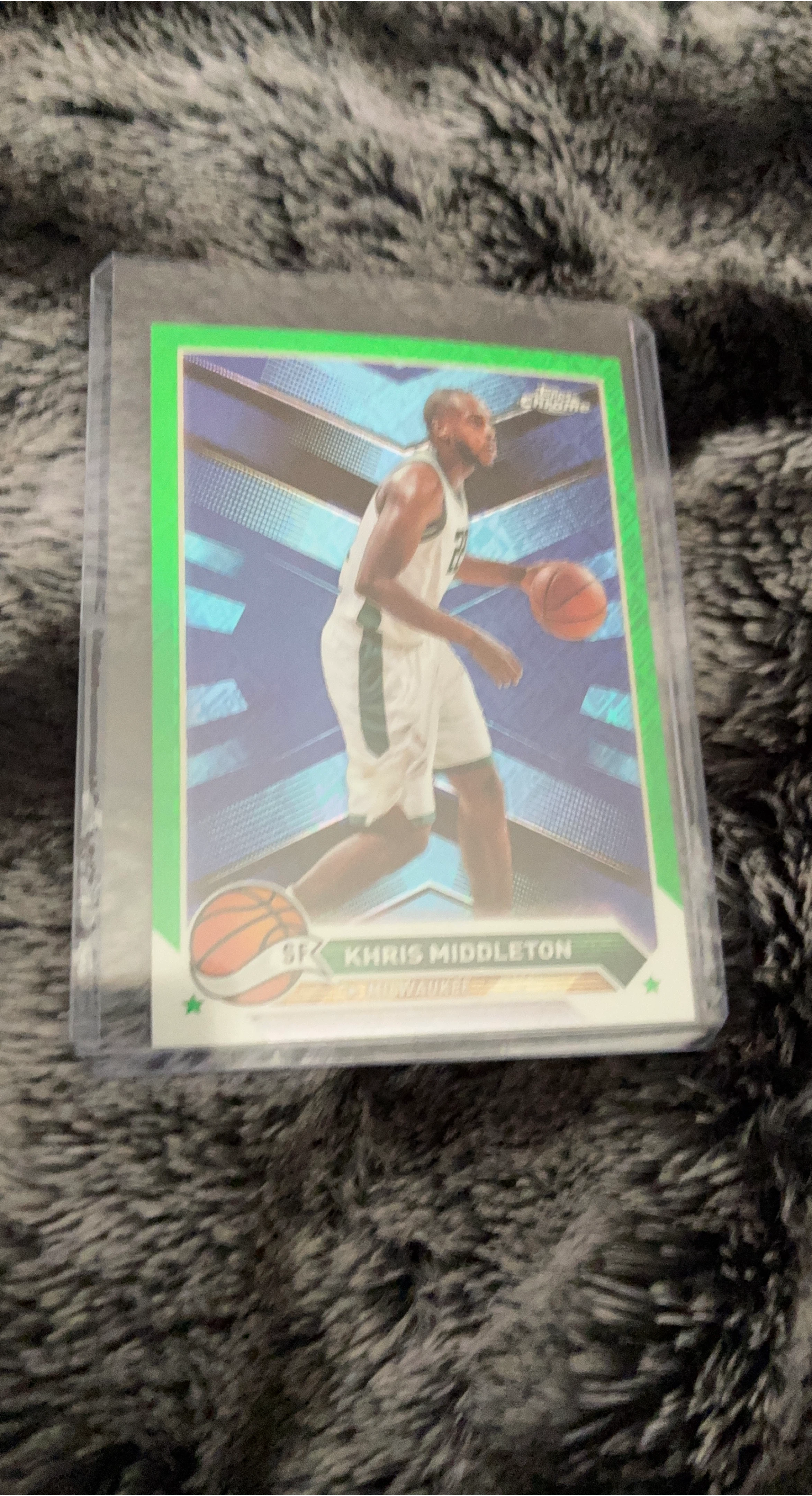2020-21 Topps Chrome Kris Middleton Card