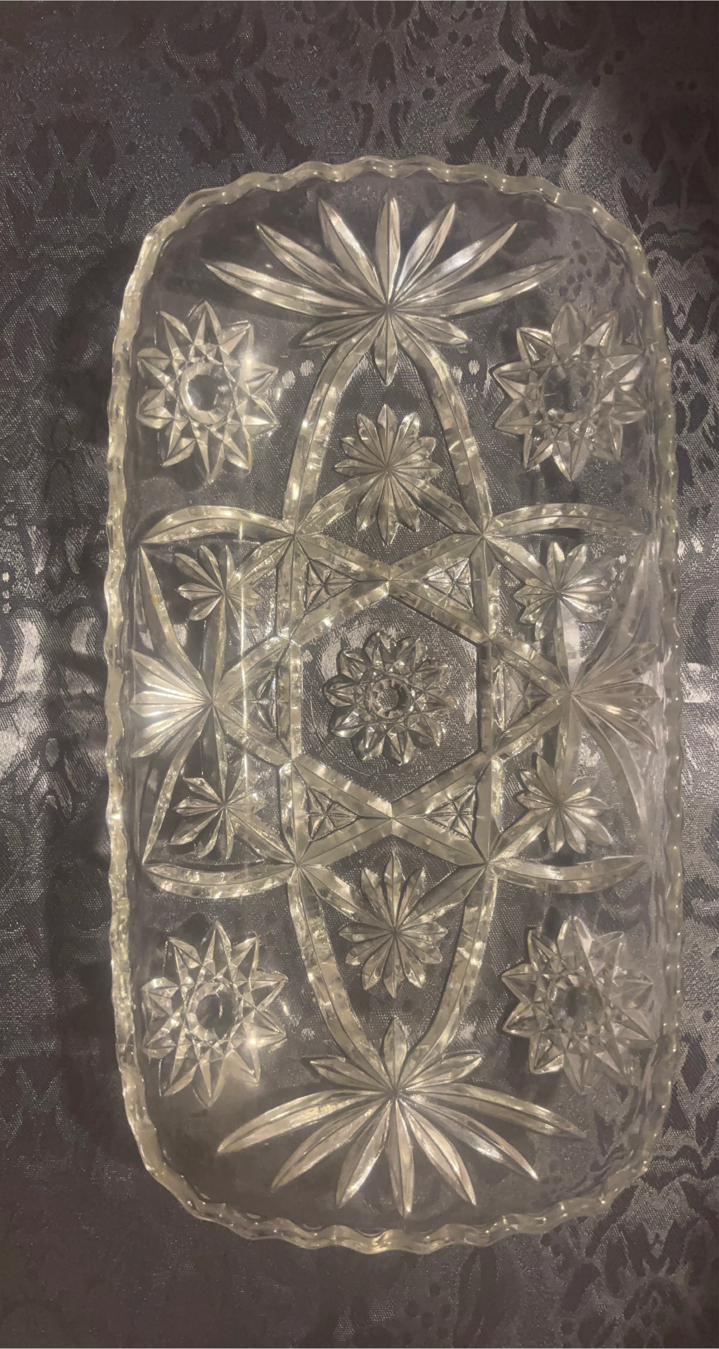 Clear Glass Serving Dish with Starburst Pattern