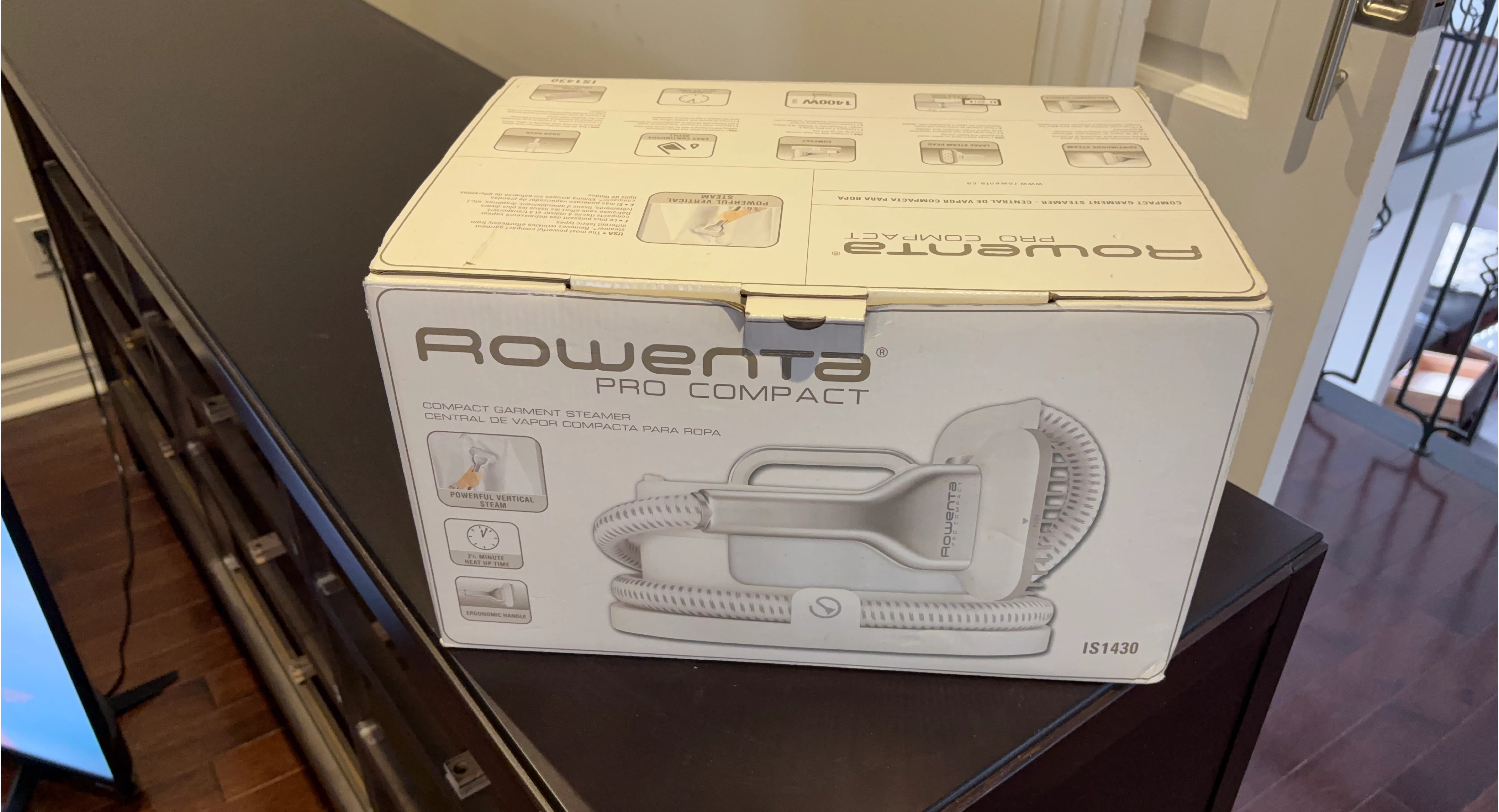 Rowenta Pro Compact Garment Steamer IS1430