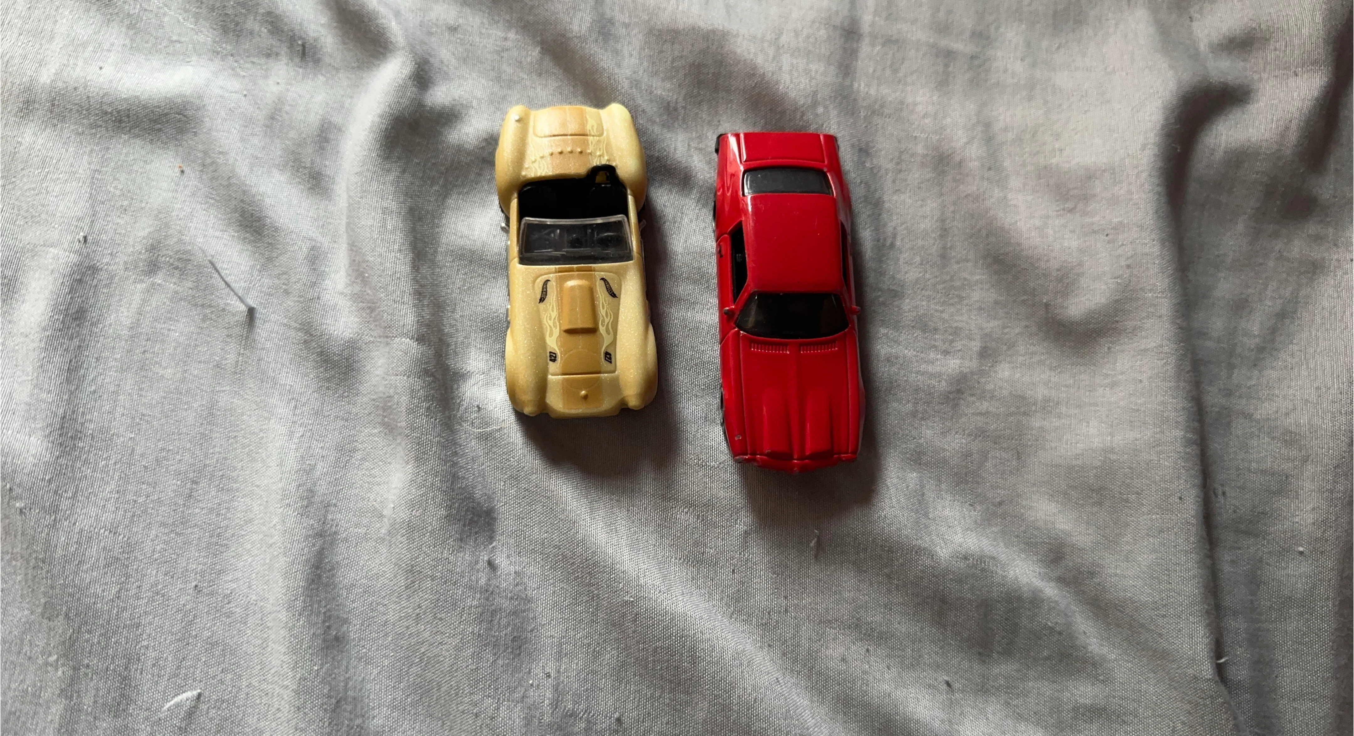Hot Wheels Die-Cast Cars - Red and Gold