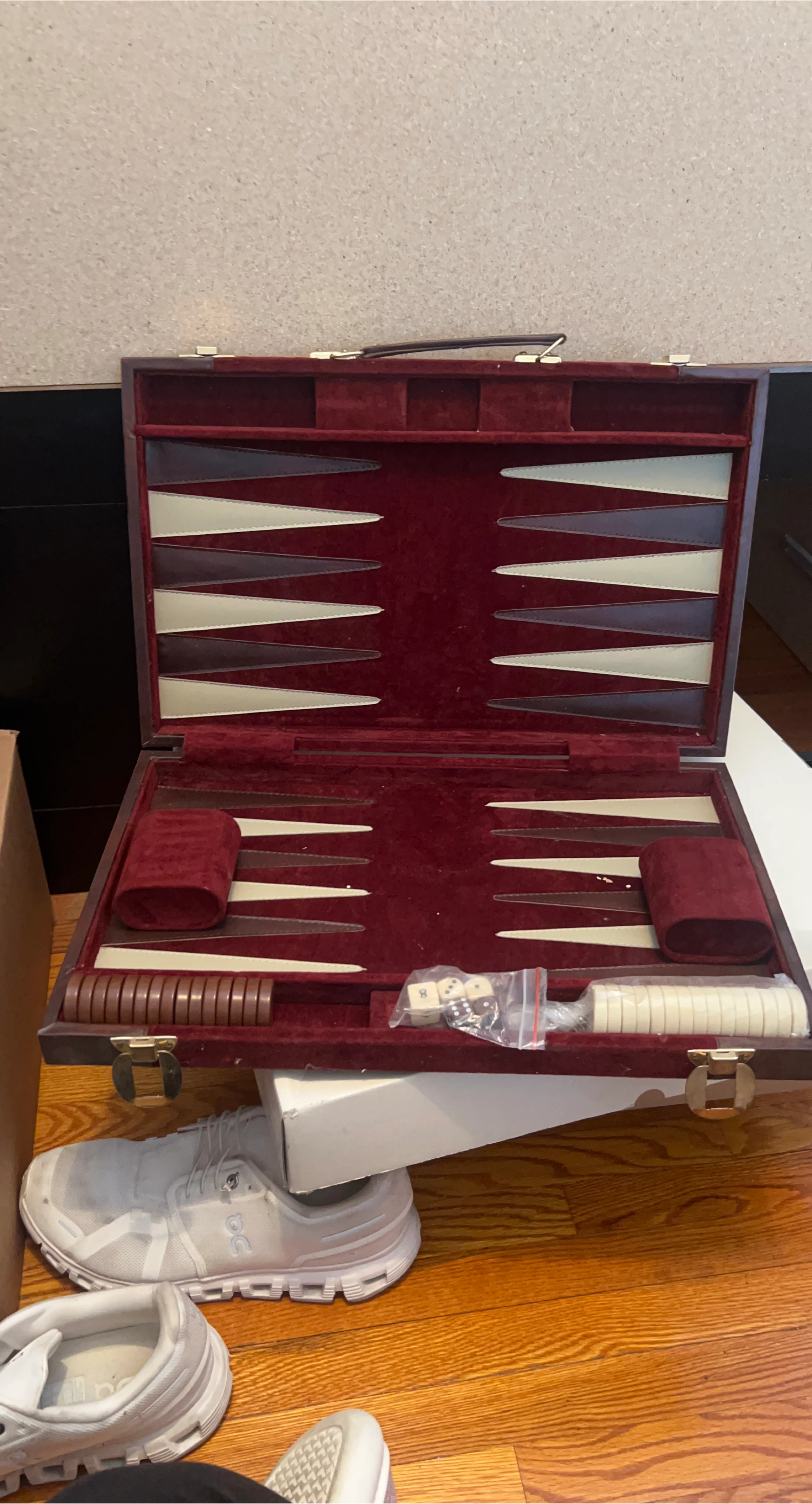 Red Velvet Backgammon Set