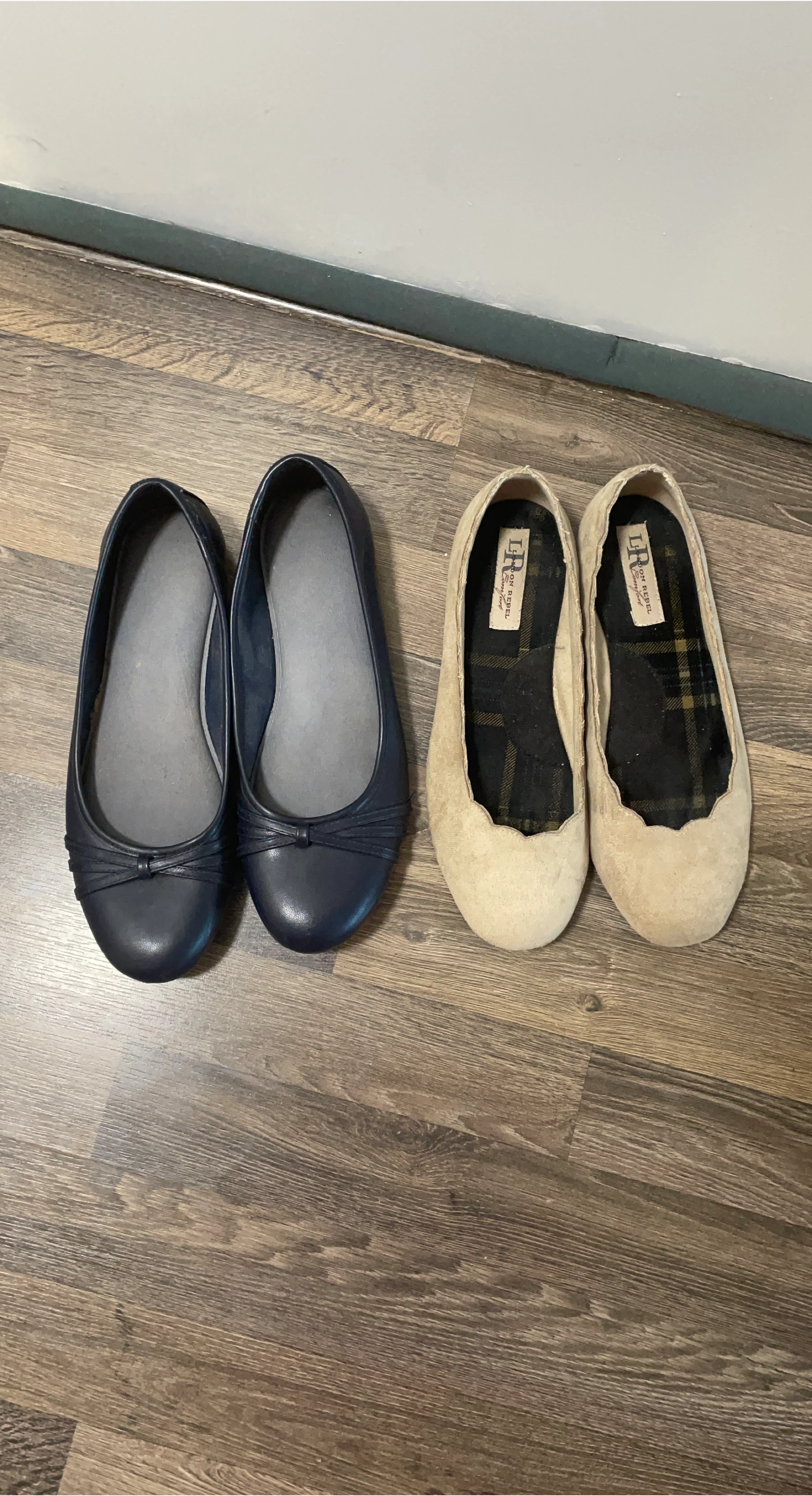 Ballet Flats - Beige & Navy