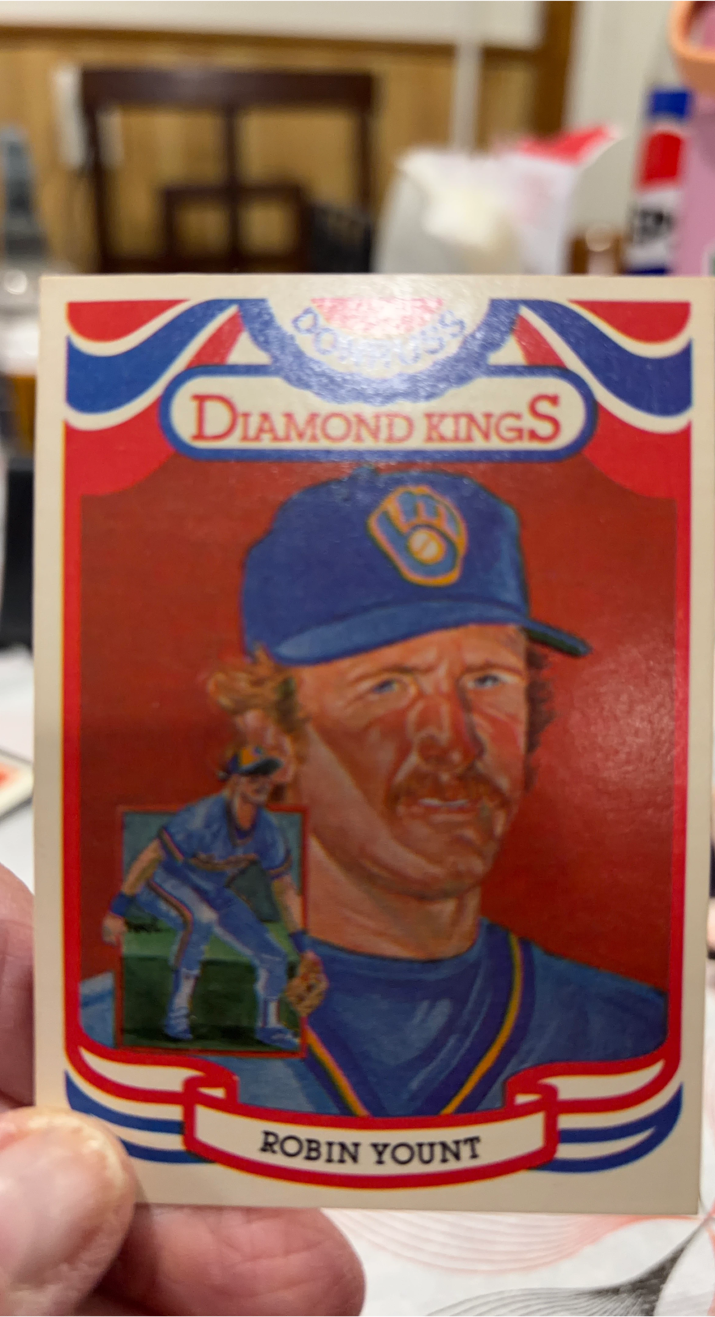 1988 Fleer Diamond Kings Robin Yount Baseball Card