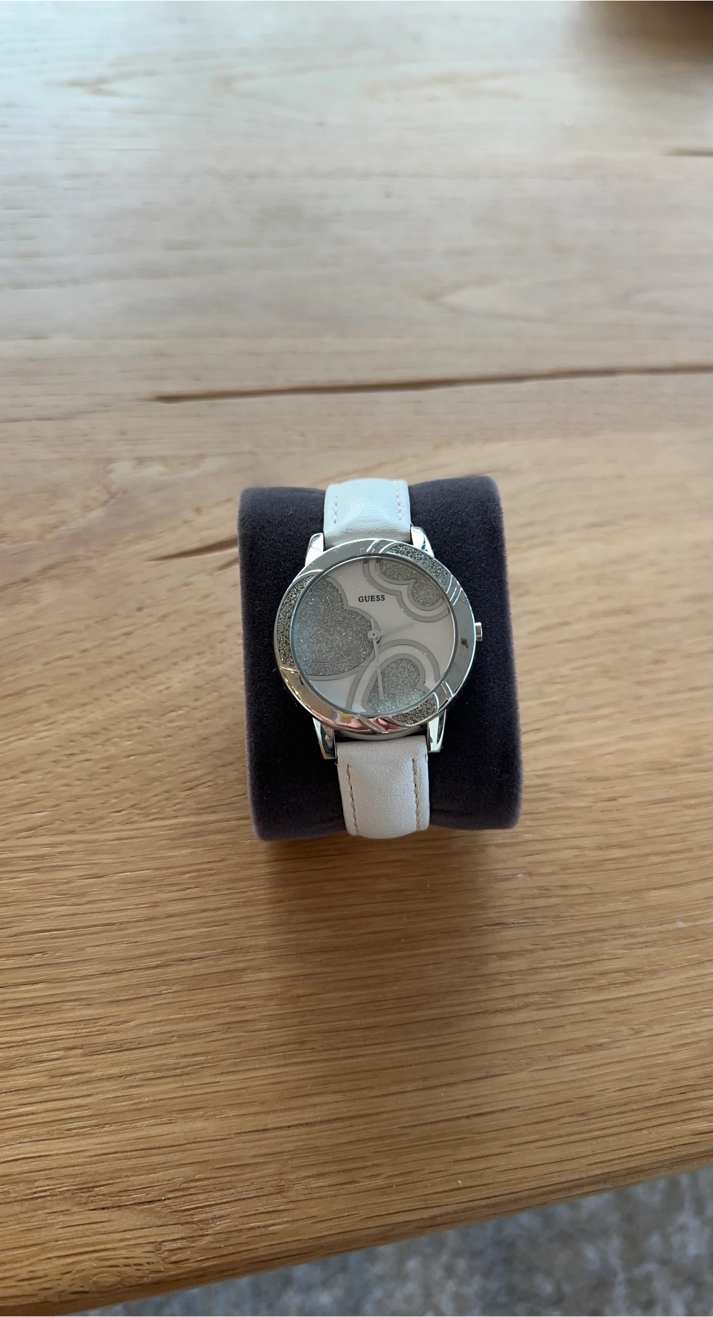 GUESS Women's White Leather Strap G75982L