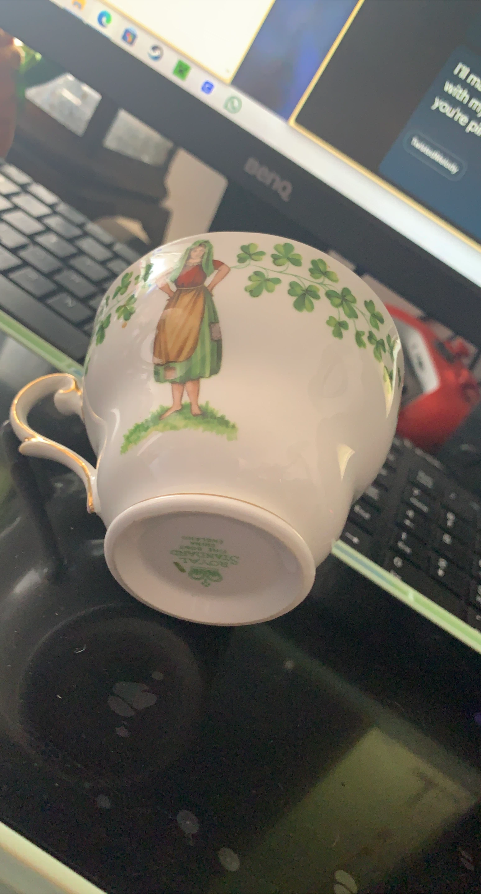 Royal Standard England Fine Bone China Tea Cup