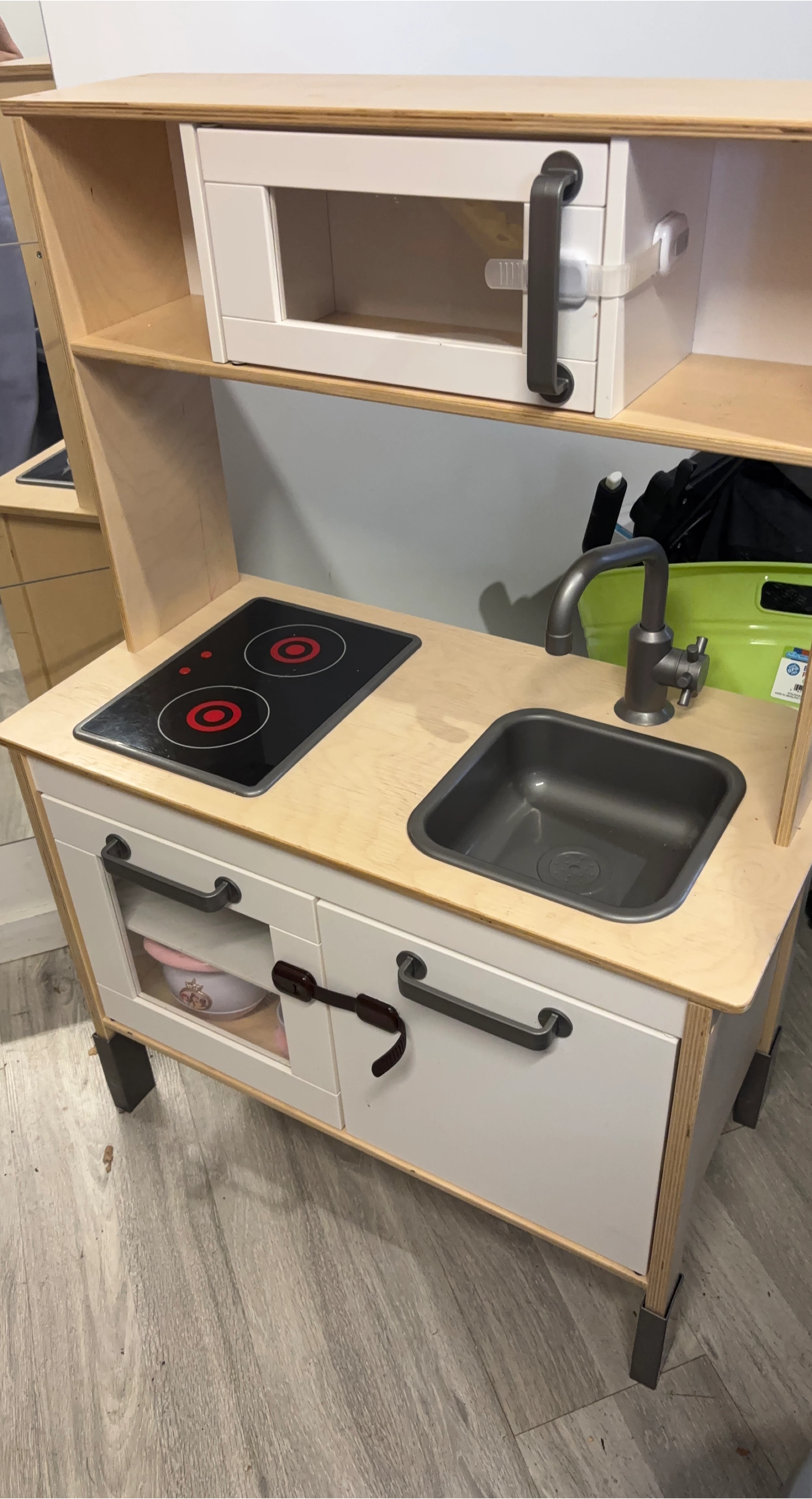 IKEA DUKTIG Play Kitchen