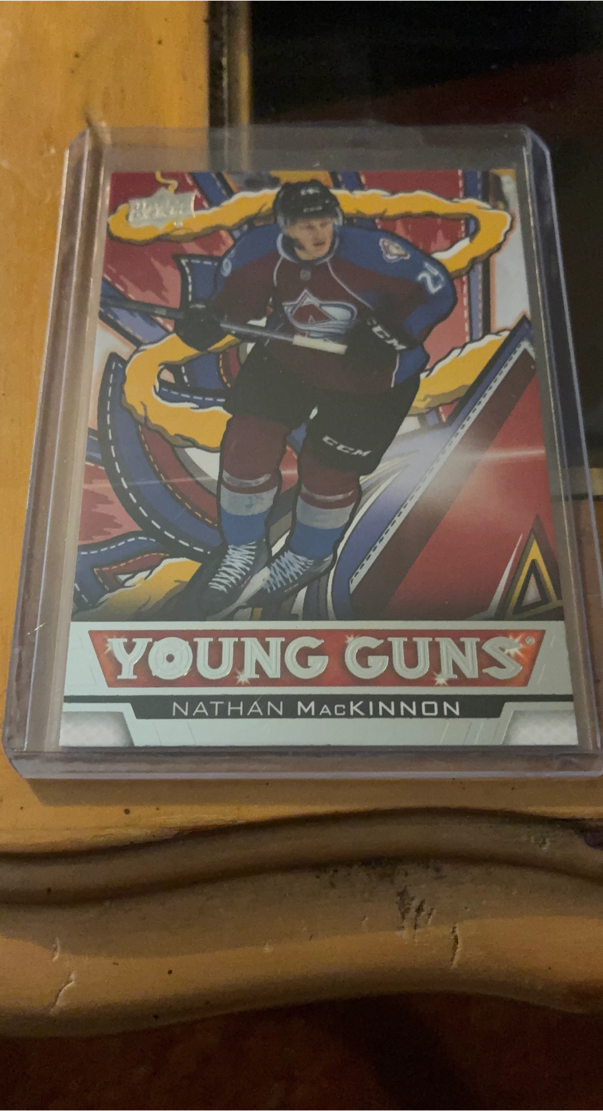 2017-18 Upper Deck Young Guns Nathan MacKinnon RC Rookie Card