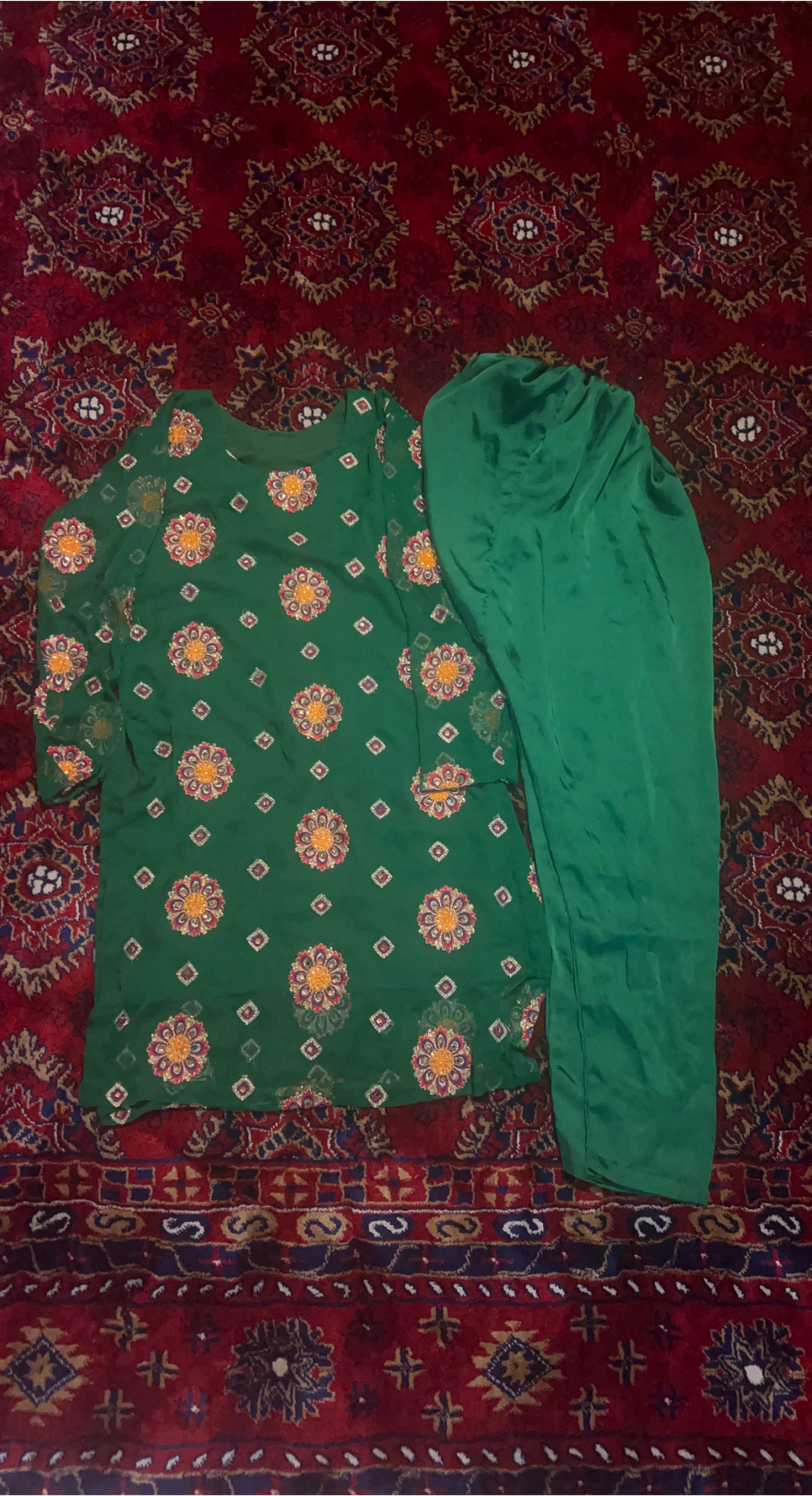 Green Women's Kurti and Pants Set