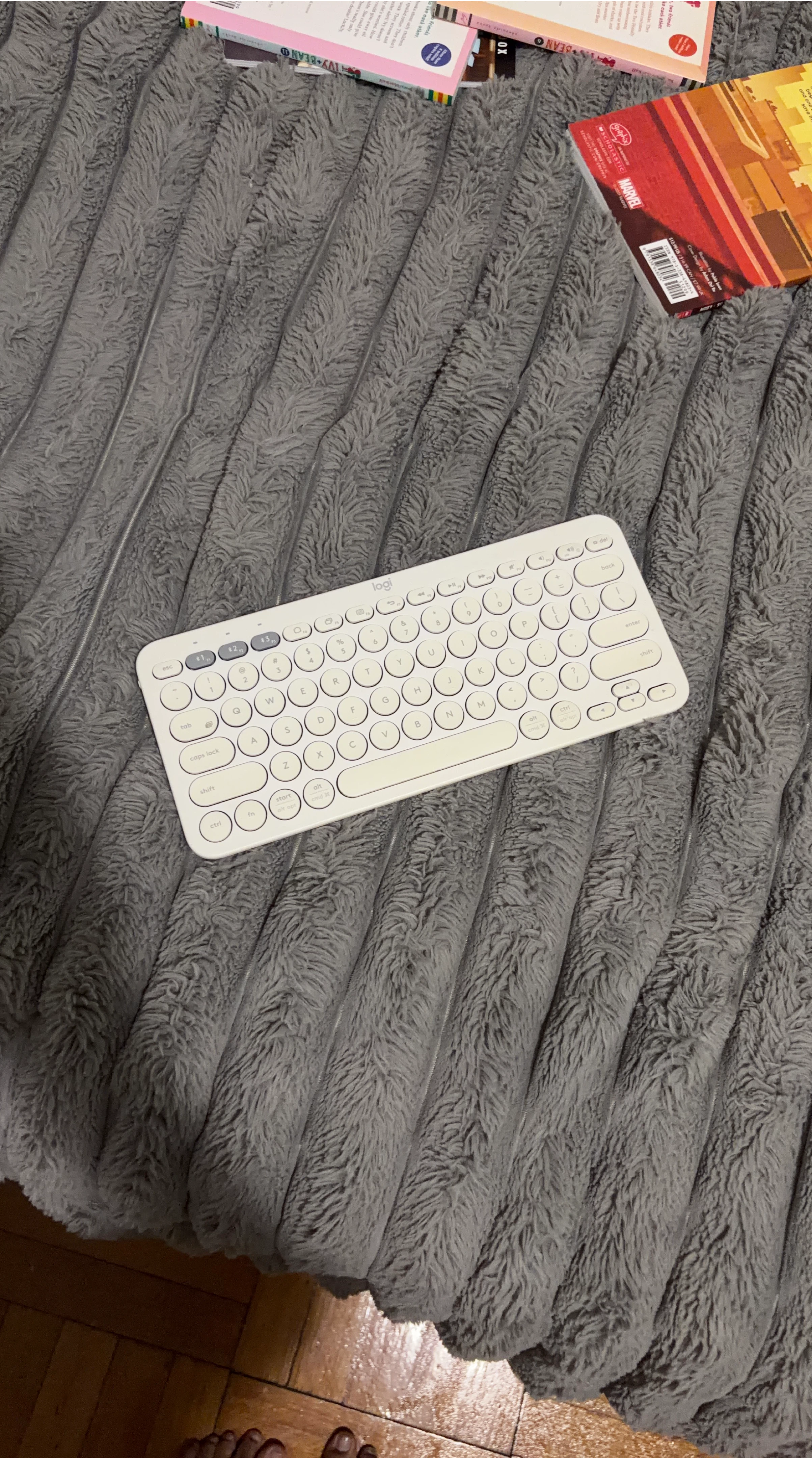 Logitech K380 Wireless Keyboard - White