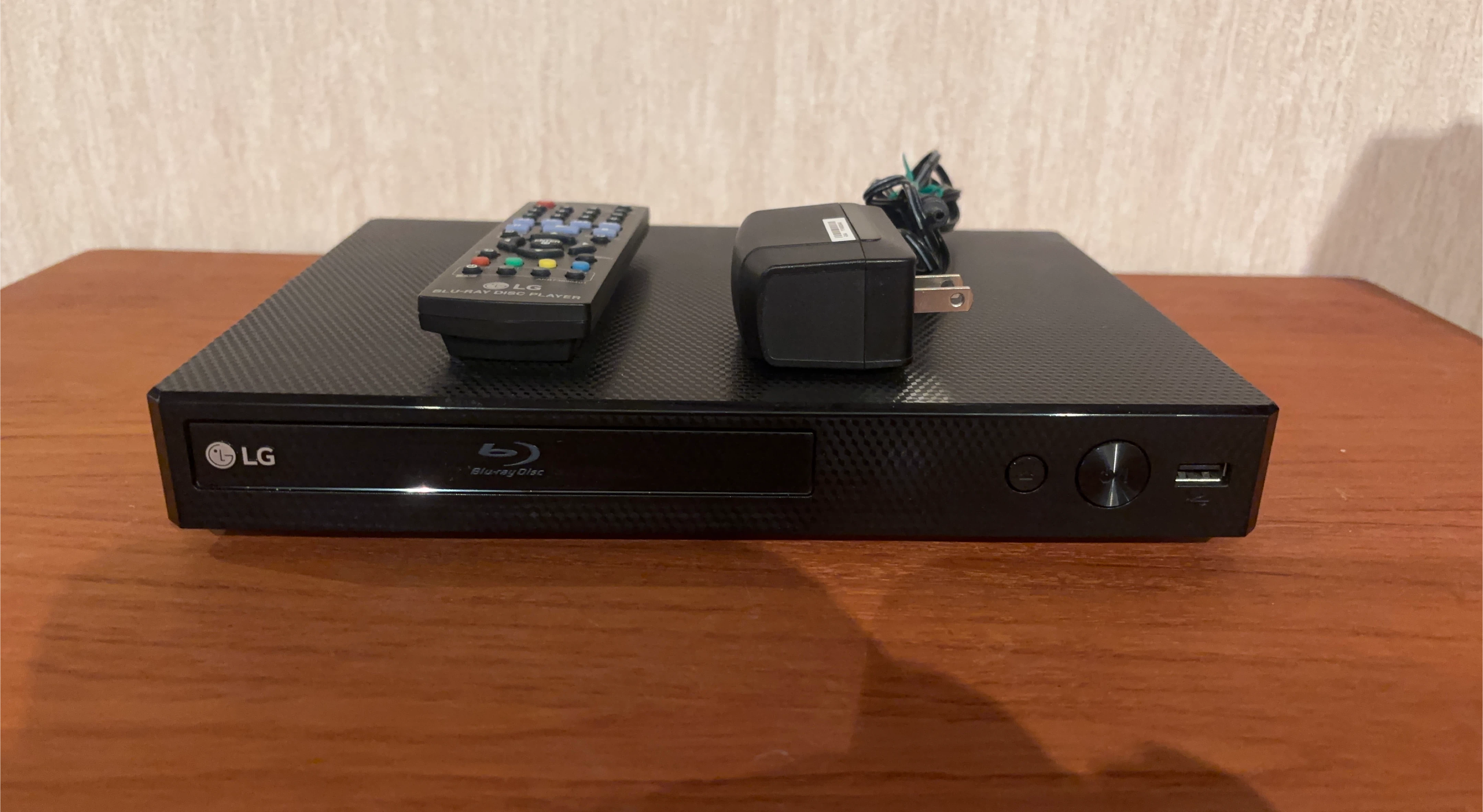 LG Blu-ray Disc Player BP350 with Remote