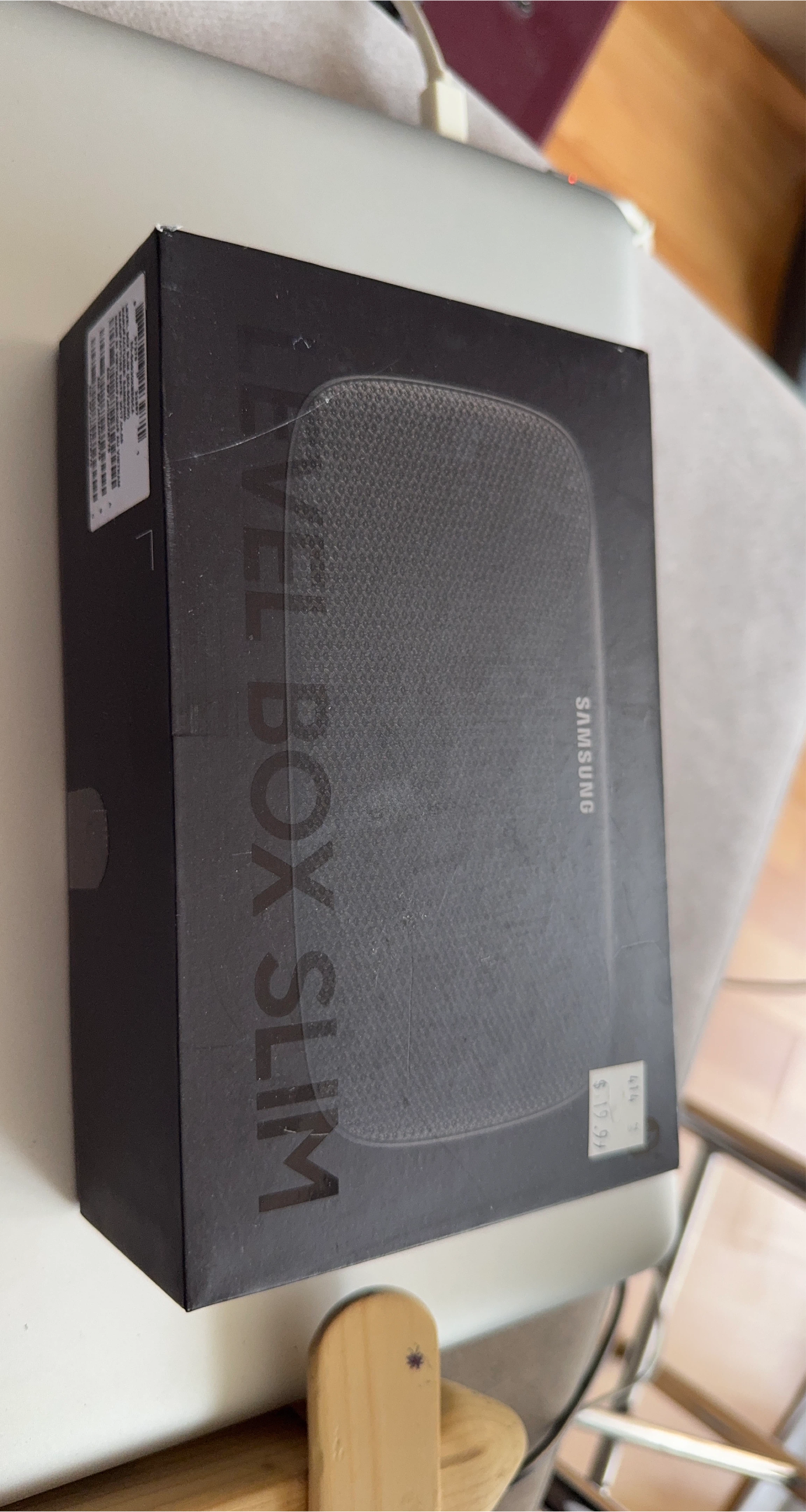 Samsung LEVEL BOX SLIM Portable Bluetooth Speaker