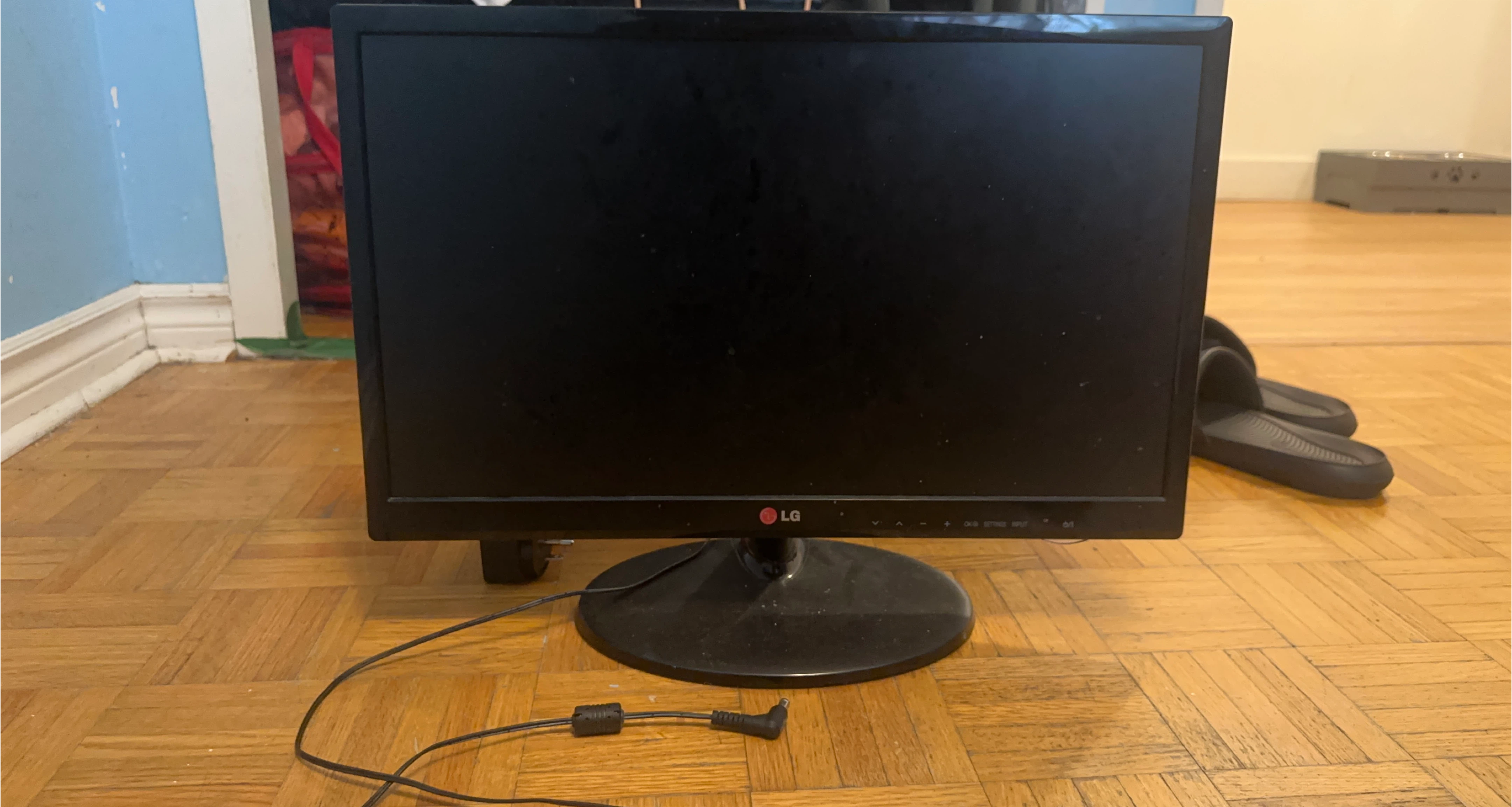LG Monitor