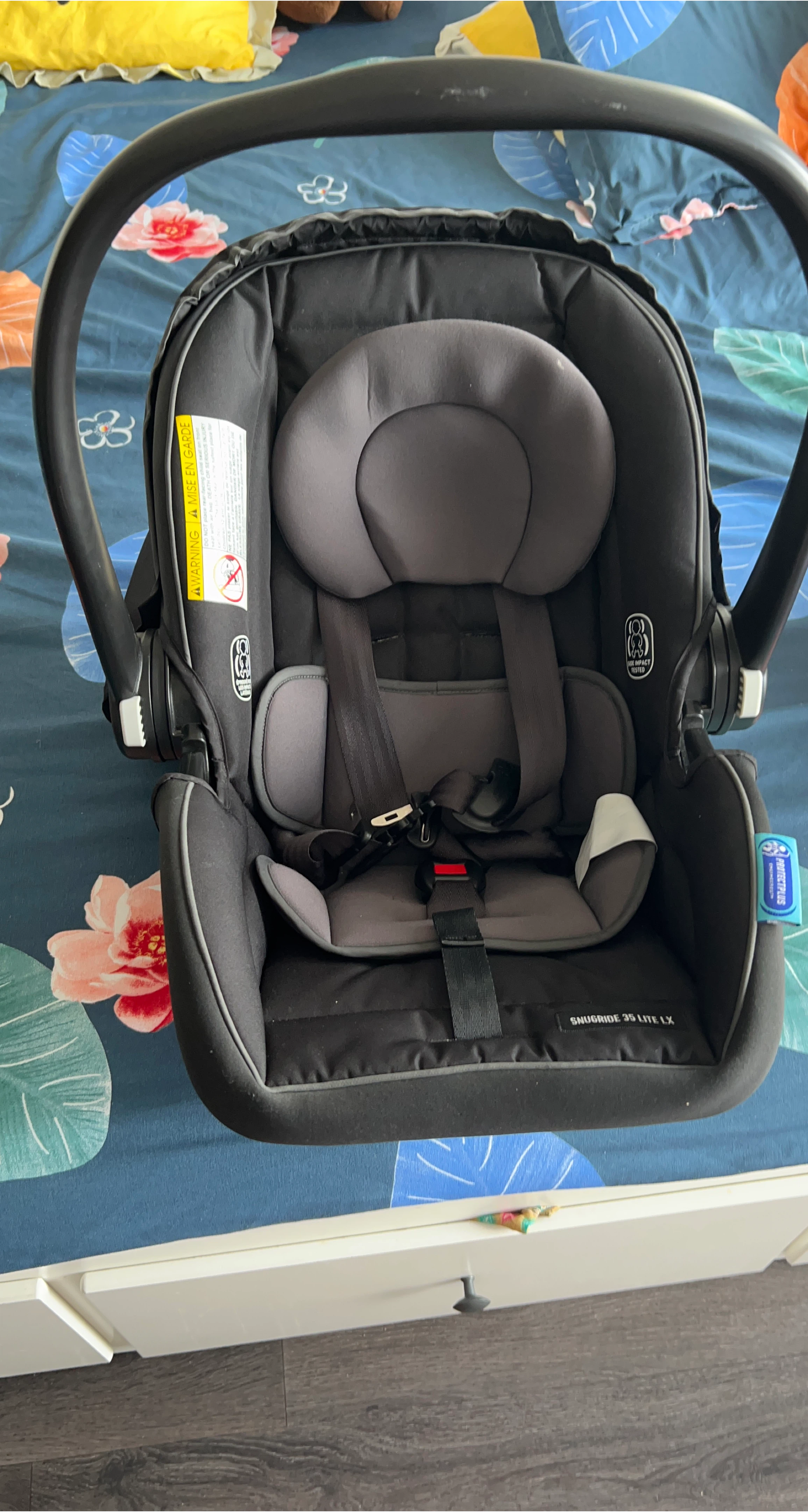 Graco SnugRide 35 Lite LX Infant Car Seat