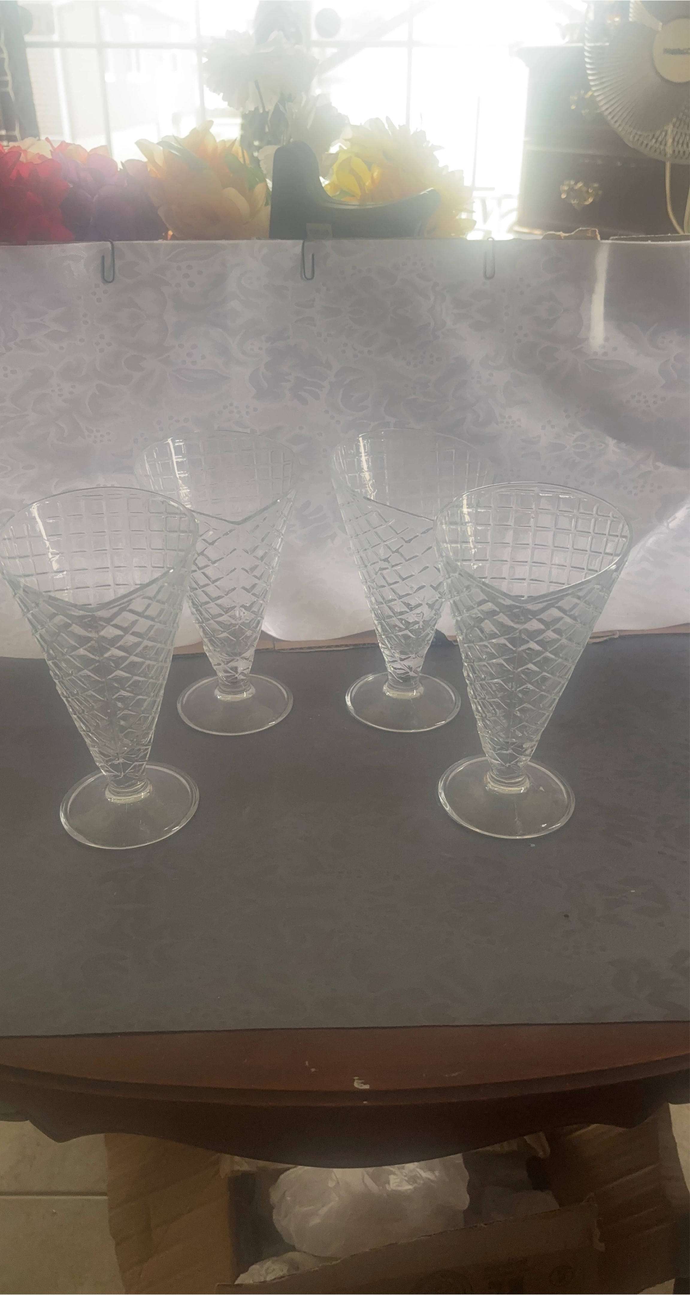 Set of 4 Glass Ice Cream Cone Cups
