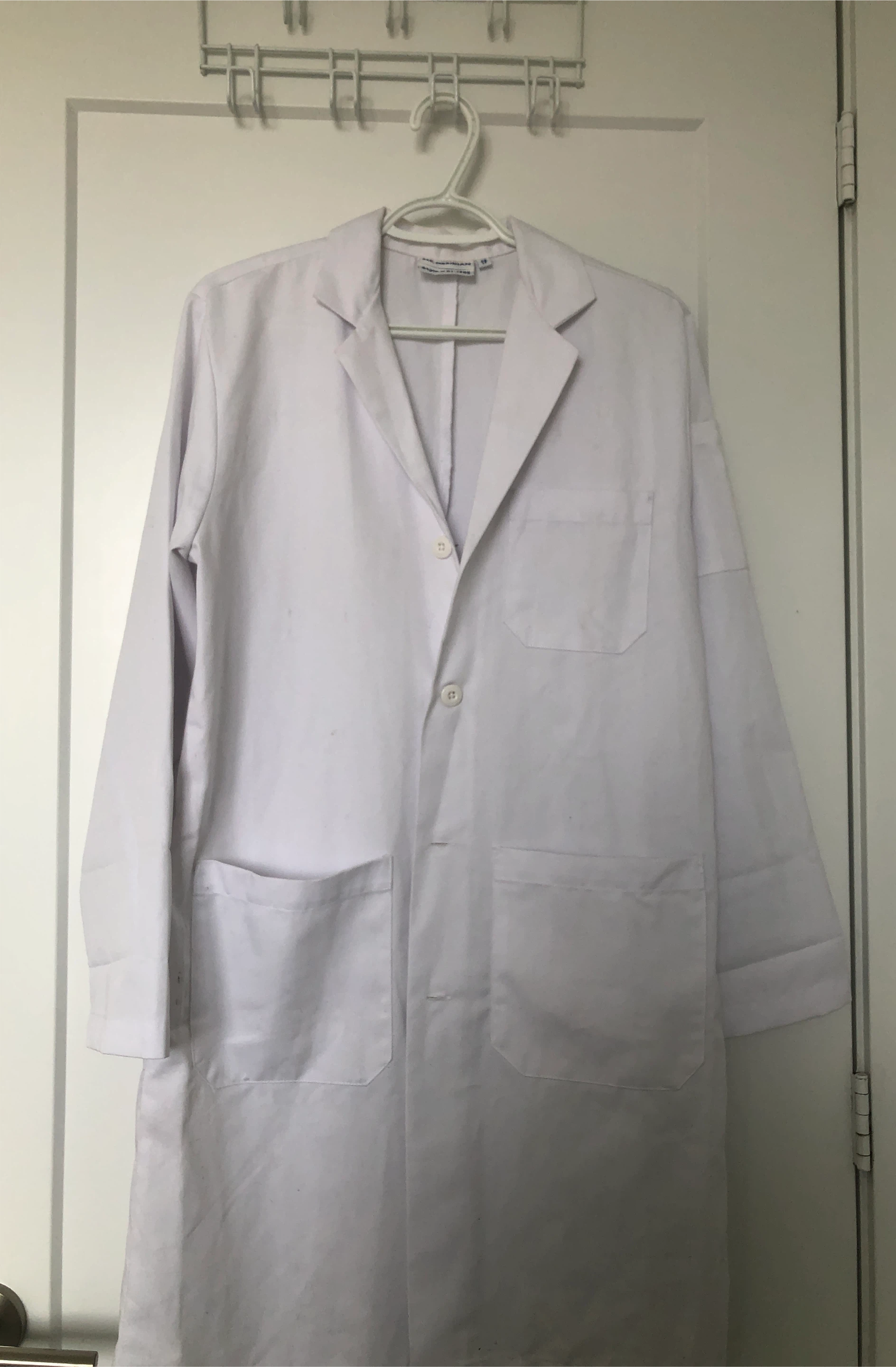 Meridian Lab Coat 🥕