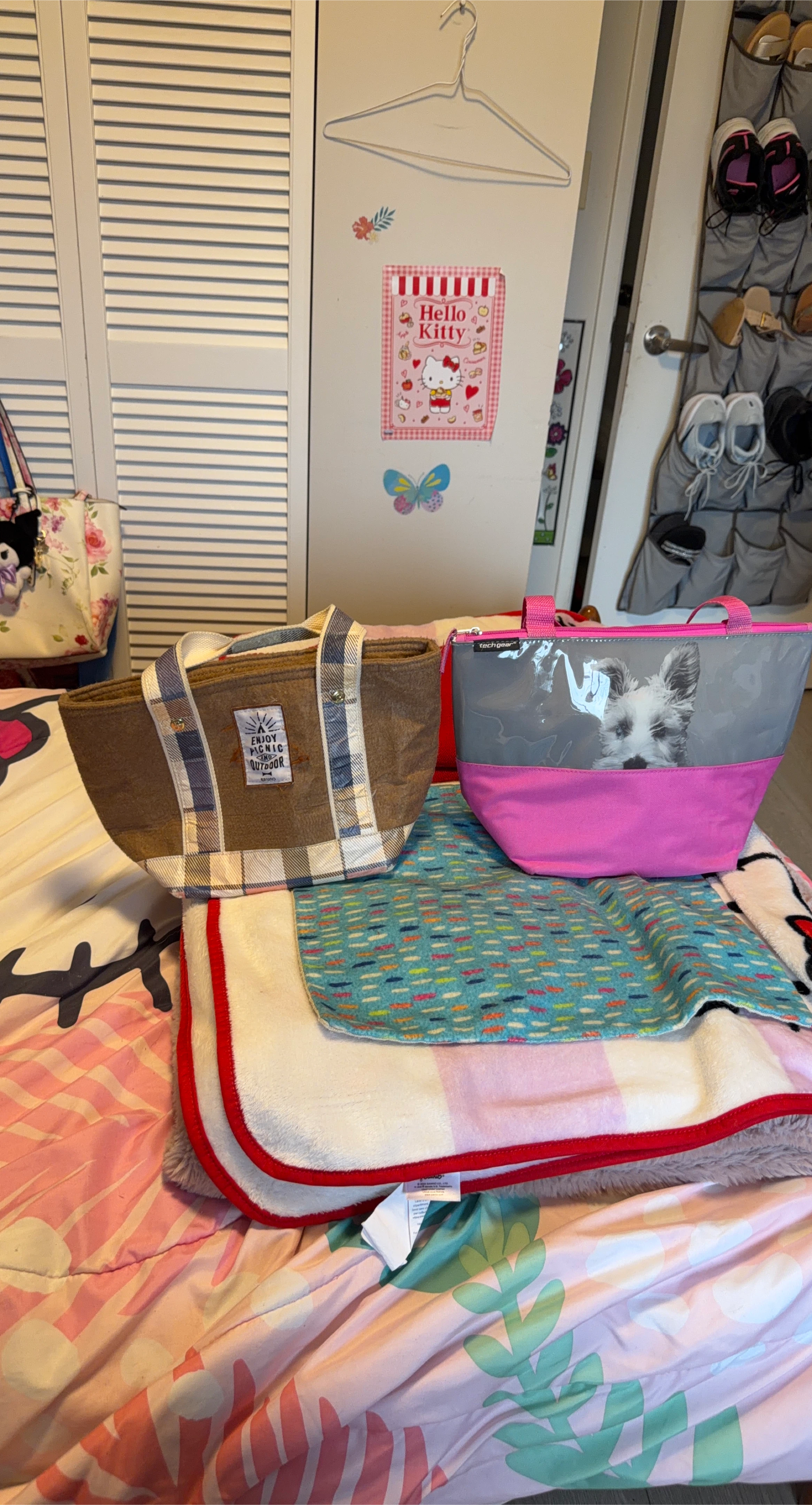 Tech Gear Insulated Lunch Bag with Dog Graphic