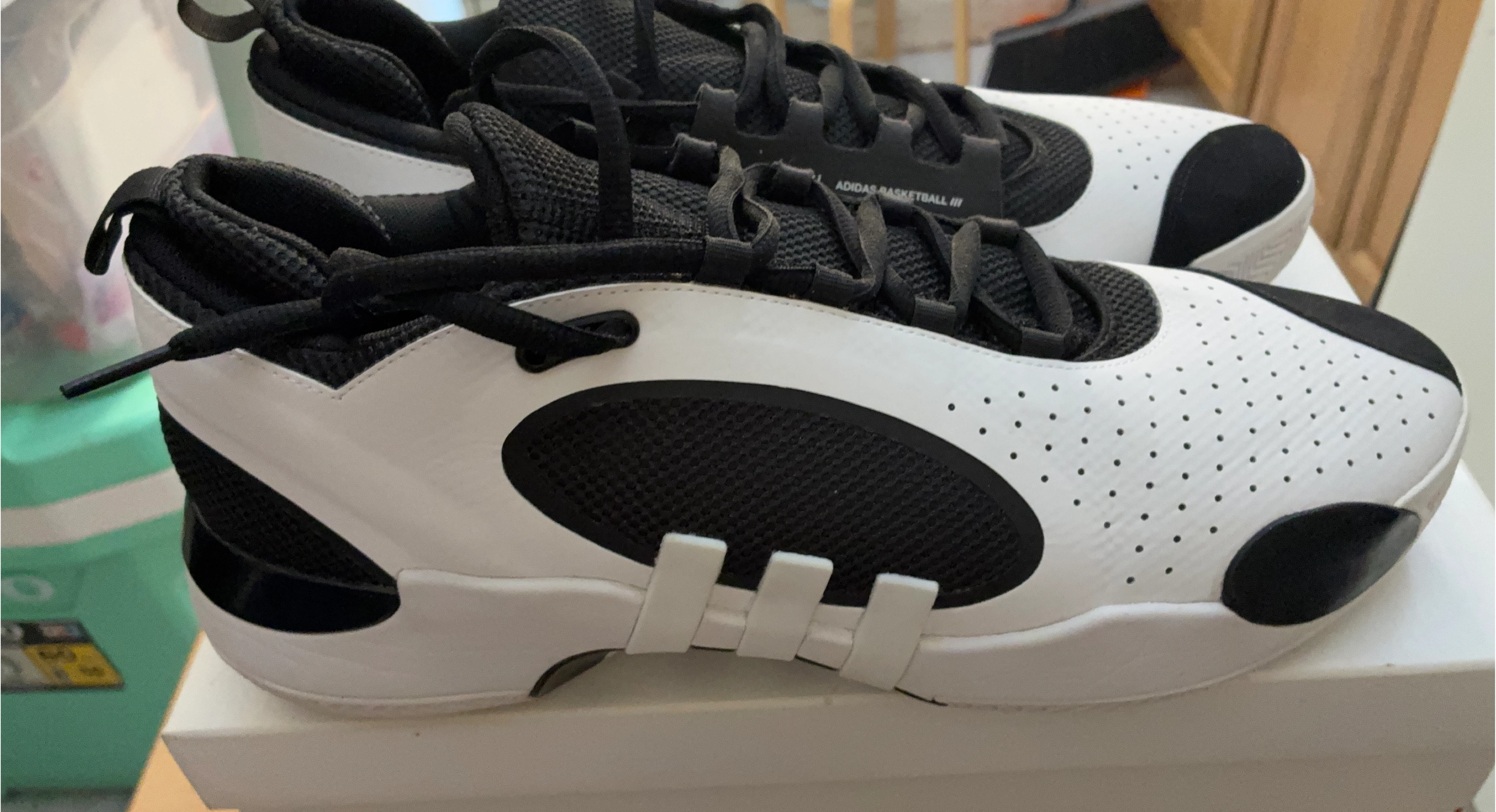 Adidas Basketball D.O.N. Issue 5 Men's Shoes