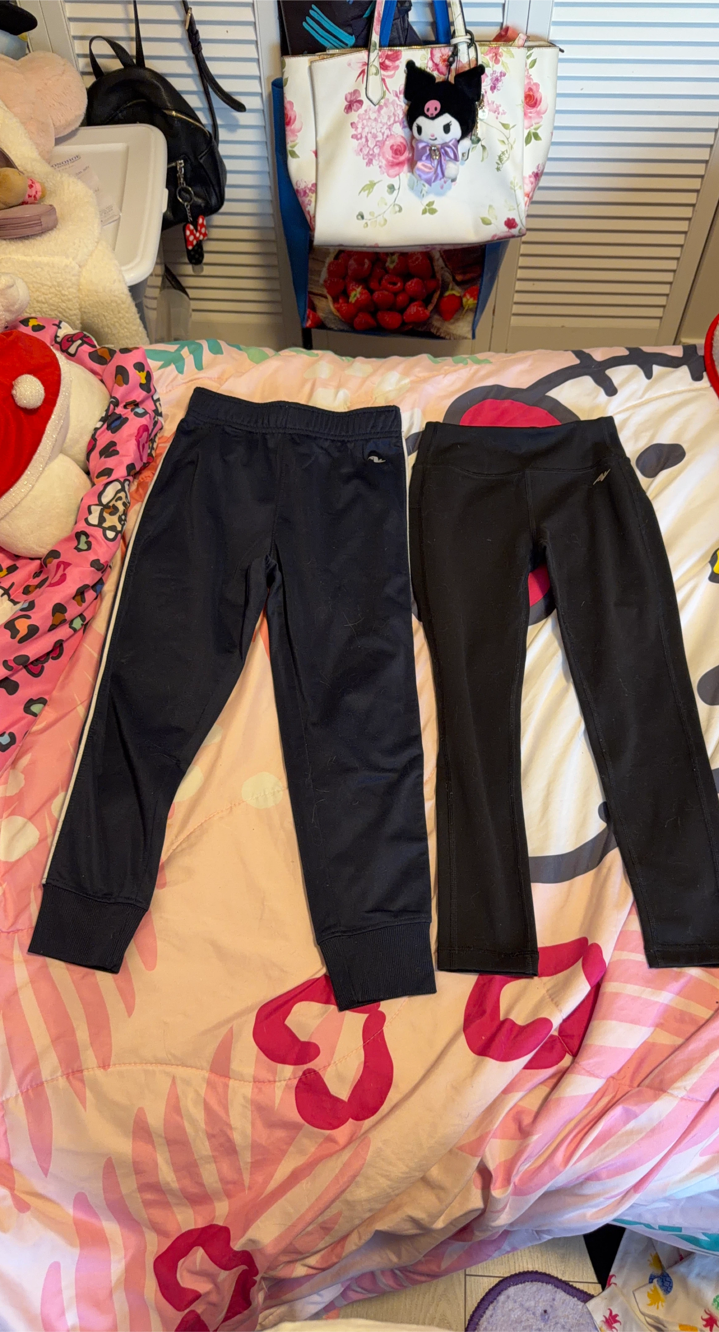 Athletic Works Girls Joggers and Leggings Bundle Size Small (6)
