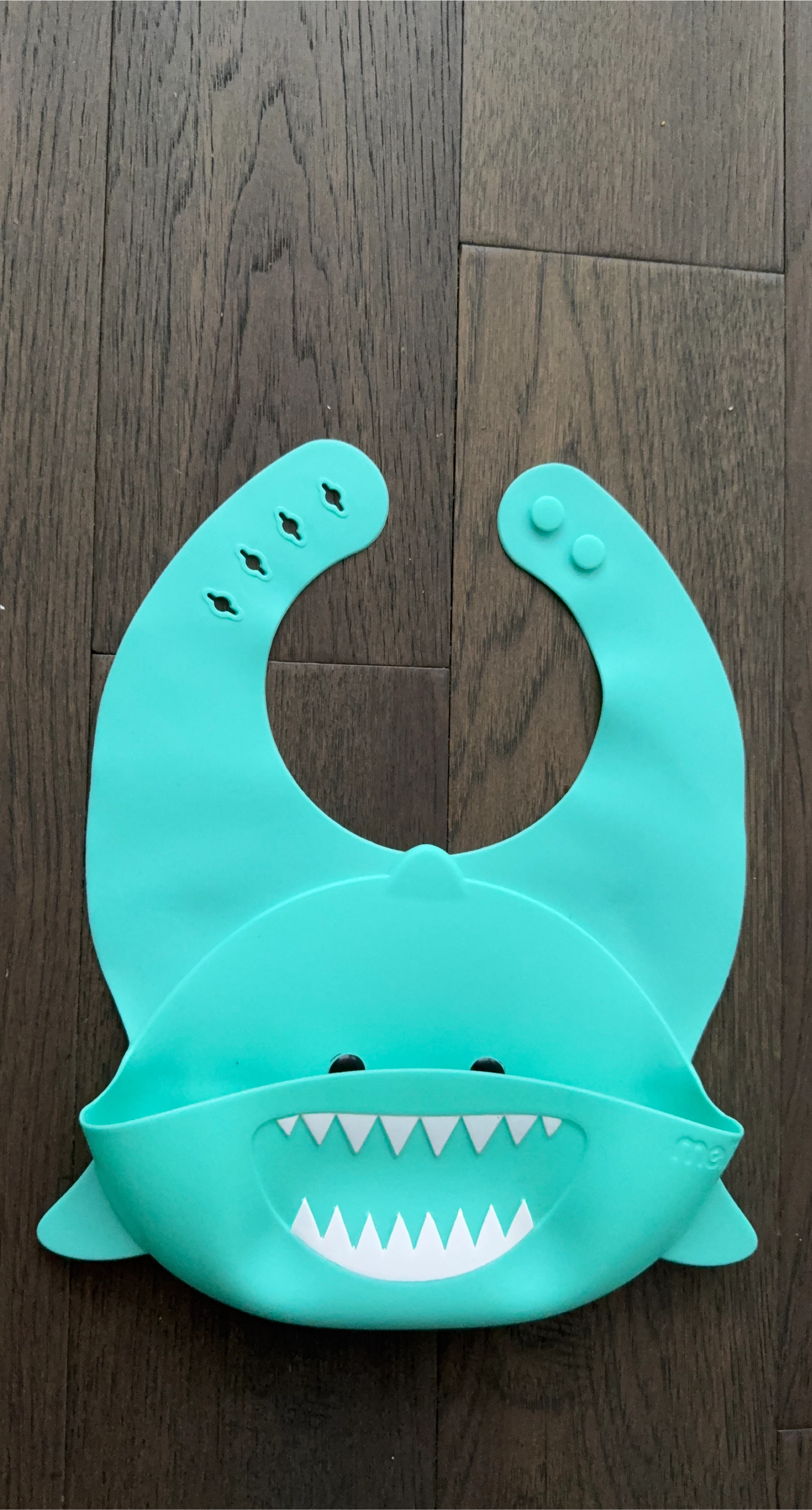 Melli Silicone Bib - Teal Shark