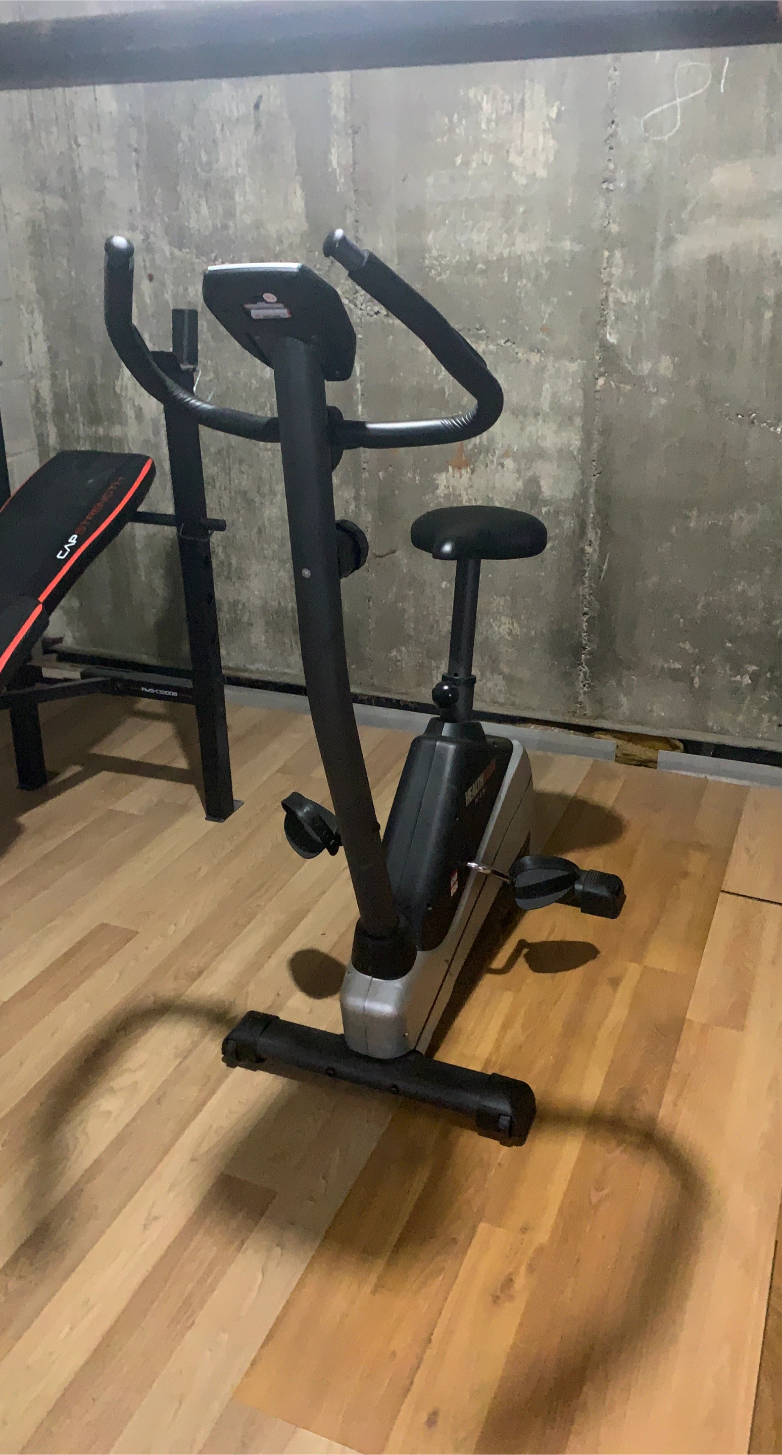 Health Rider Upright Exercise Bike