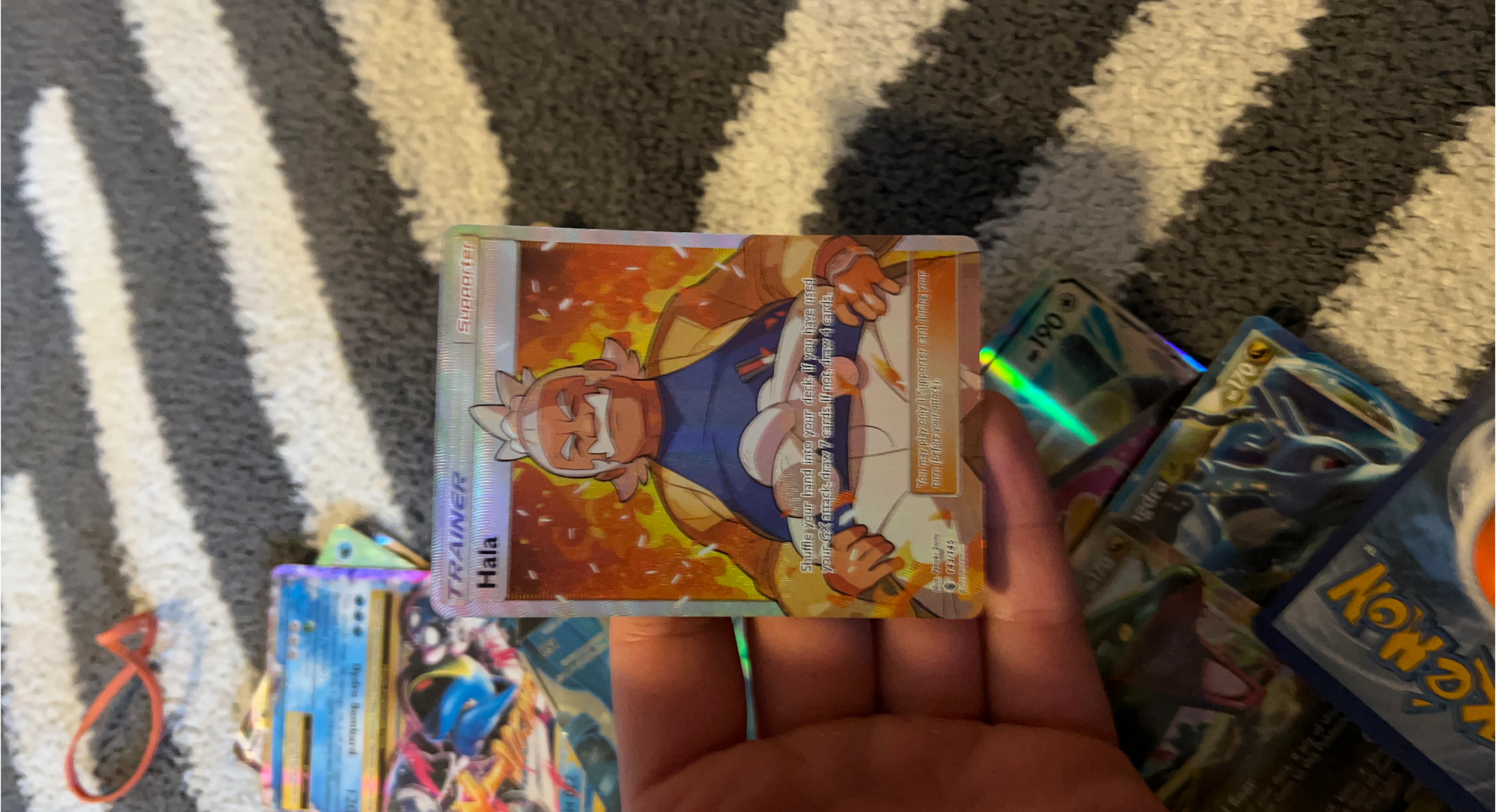 Pokémon TCG Trainer Card - Hala (Full Art)