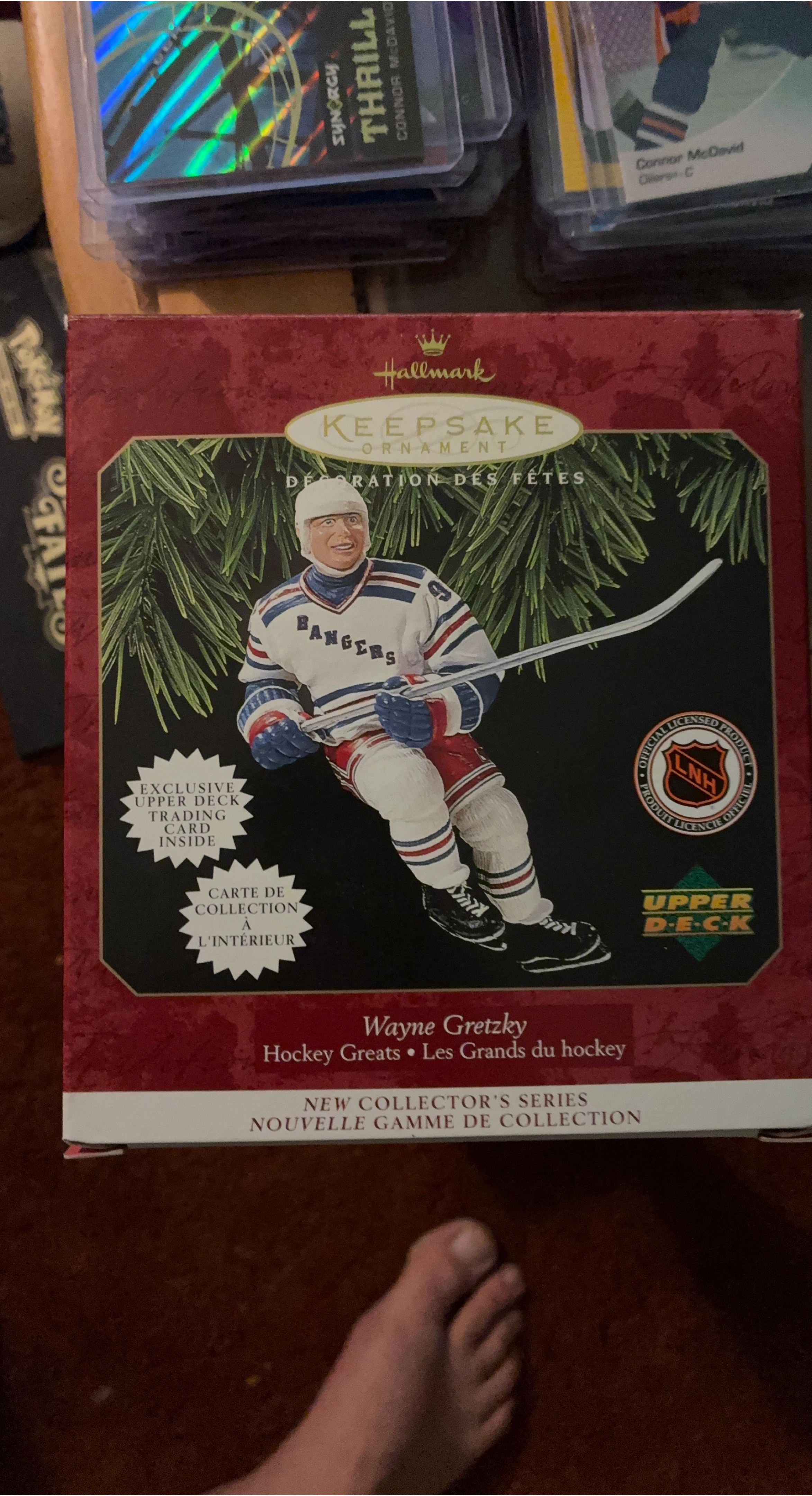 Hallmark Keepsake Wayne Gretzky Hockey Ornament