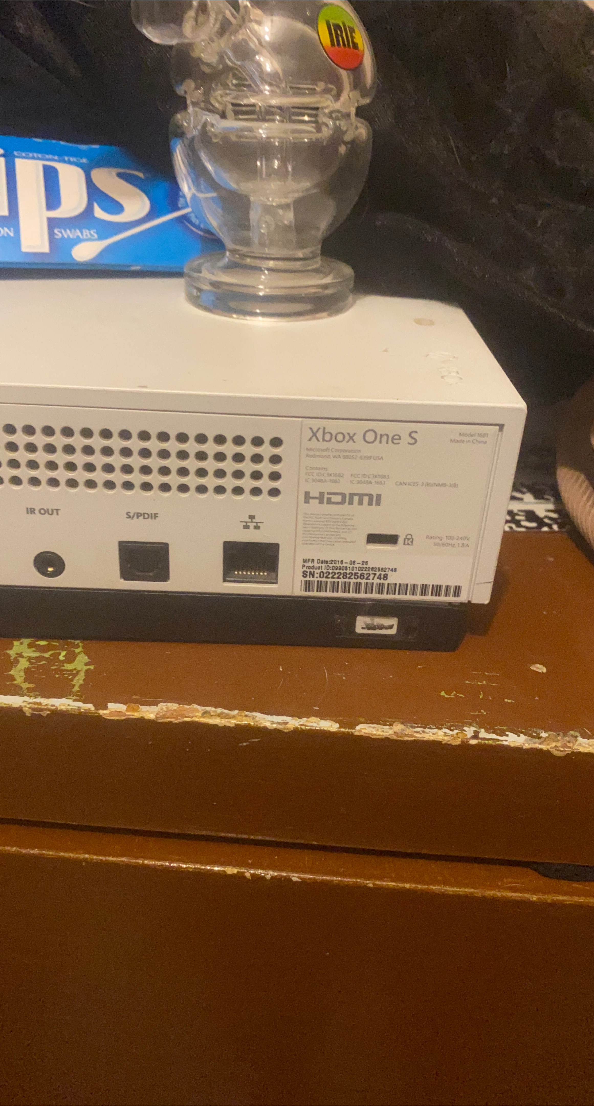 Xbox One S (Model 1681)