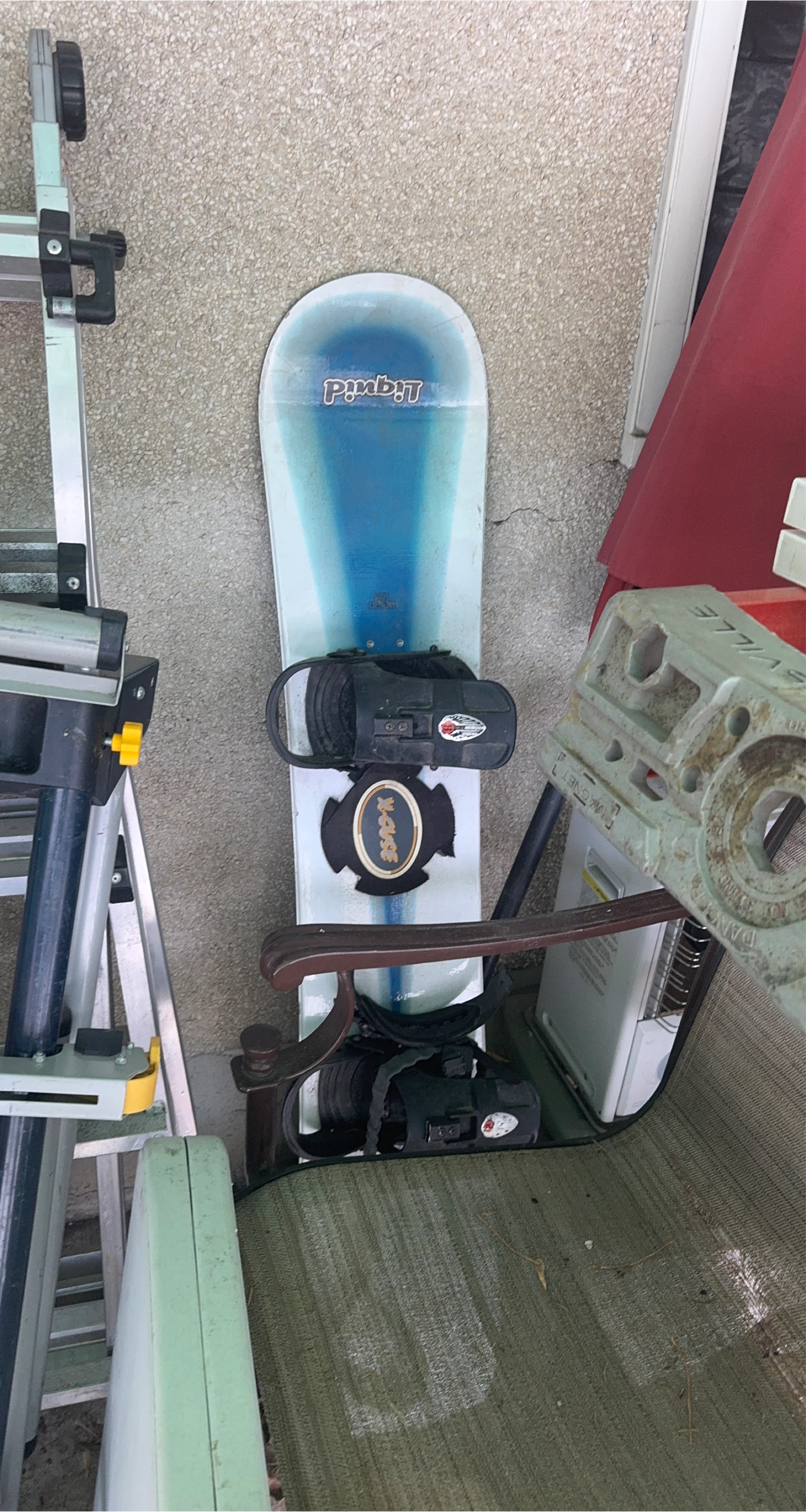 Liquid Snowboard