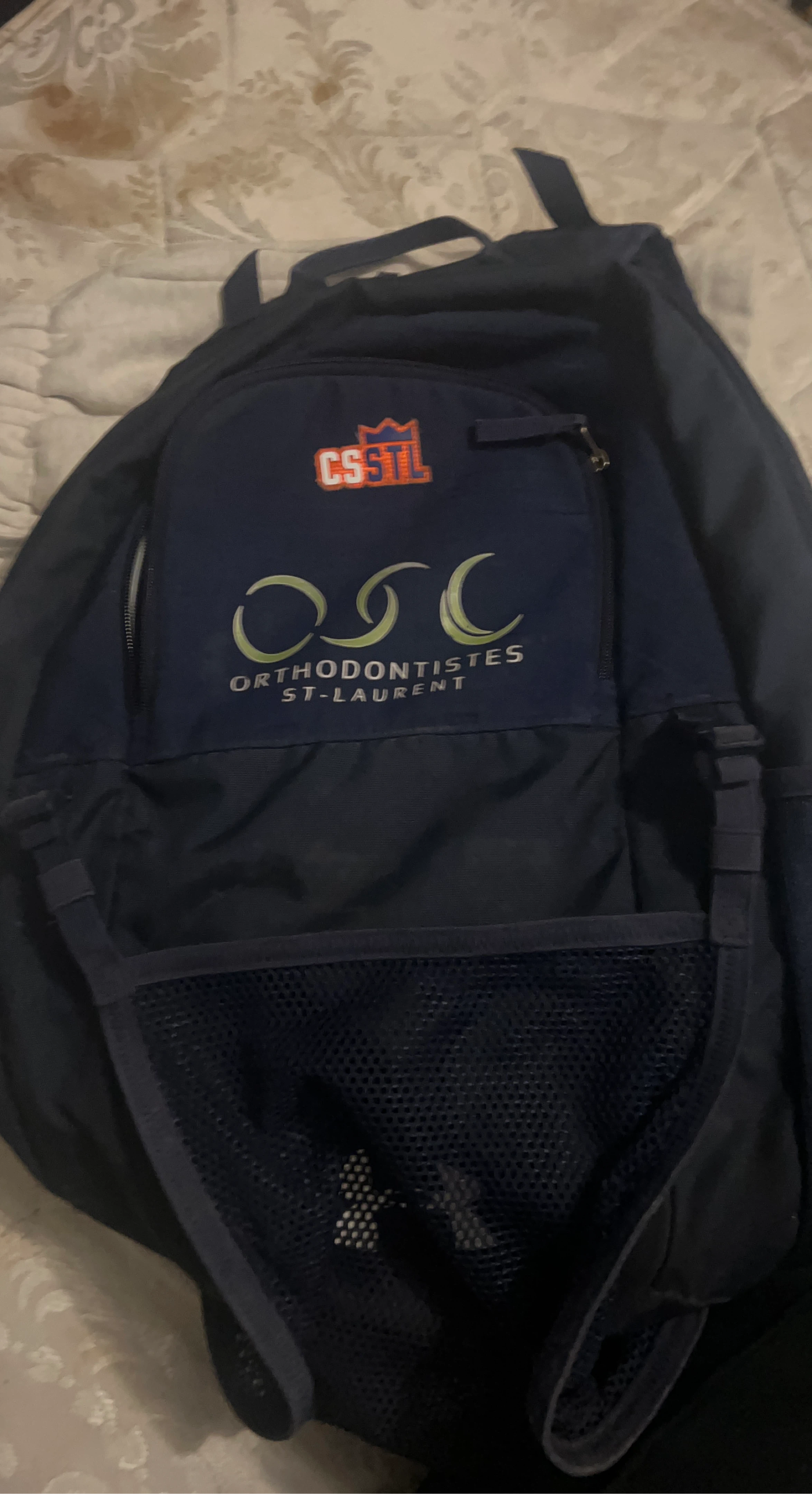 Sac à dos bleu marine Orthodontistes St-Laurent