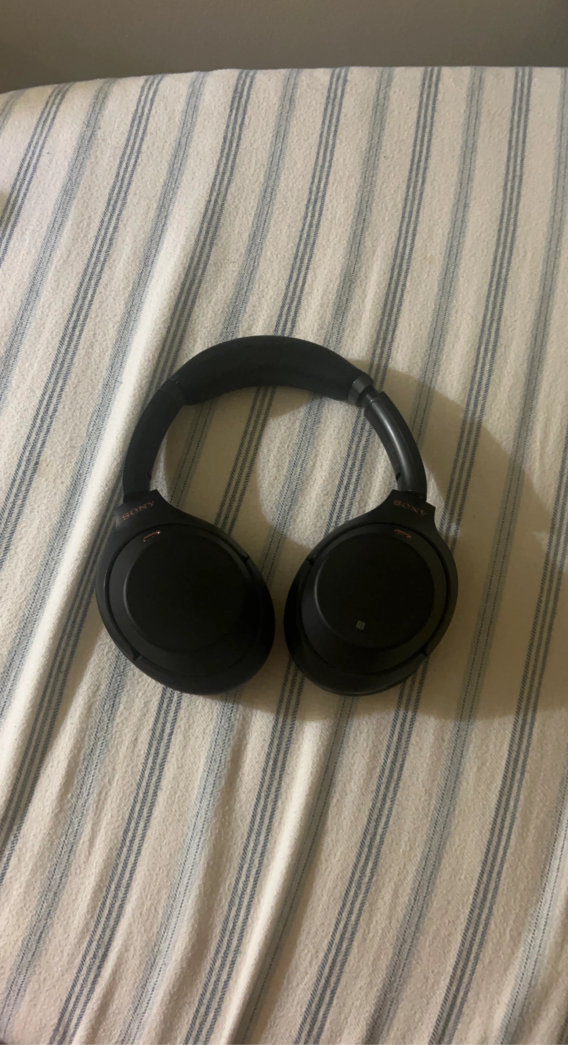 Sony WH-1000XM3 Headphones