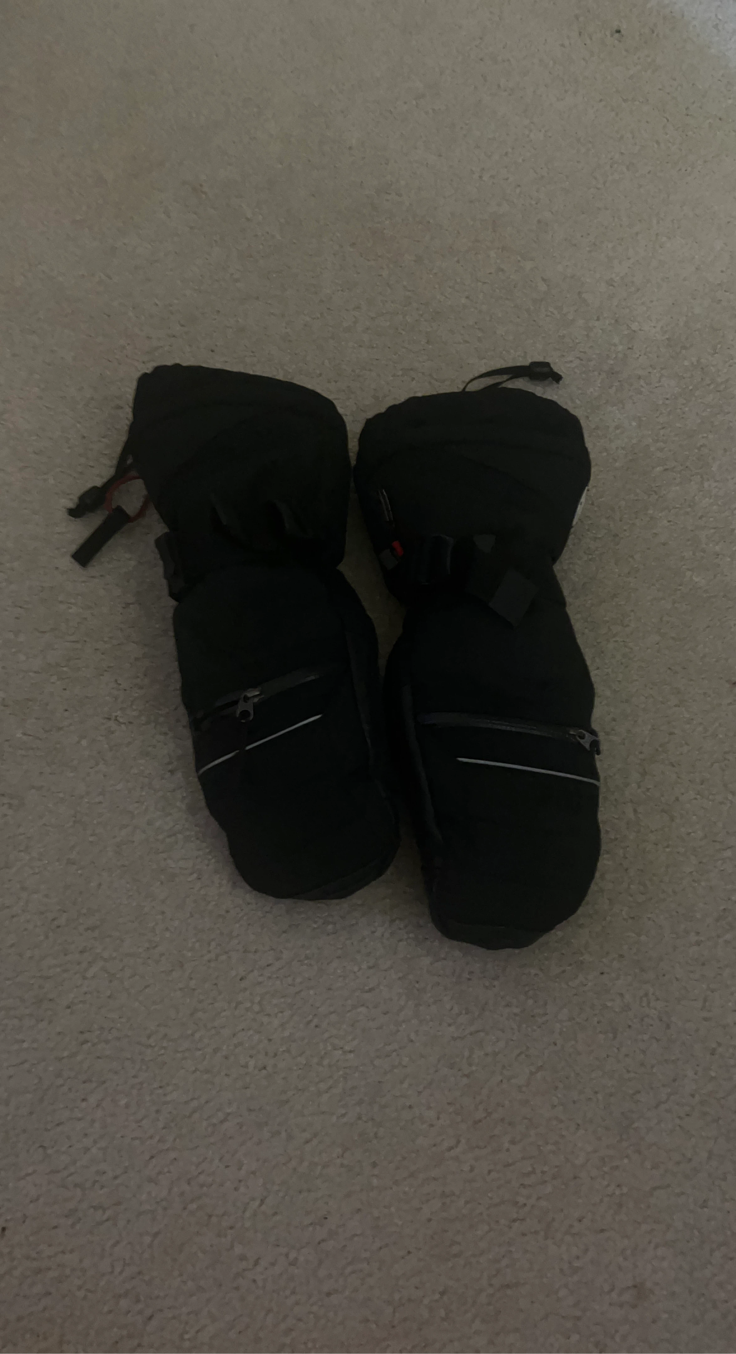 Black Ski Mittens with Zipper Pockets XS