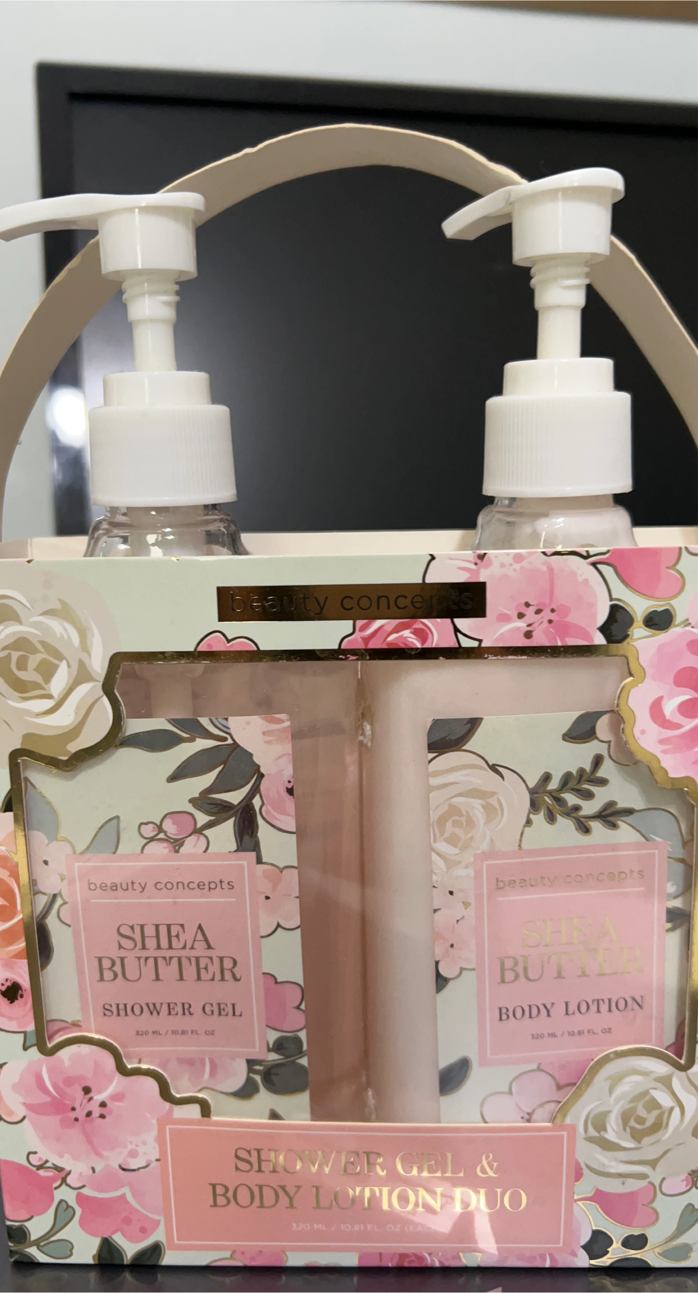 Beauty Concepts Shea Butter Shower Gel & Body Lotion Duo