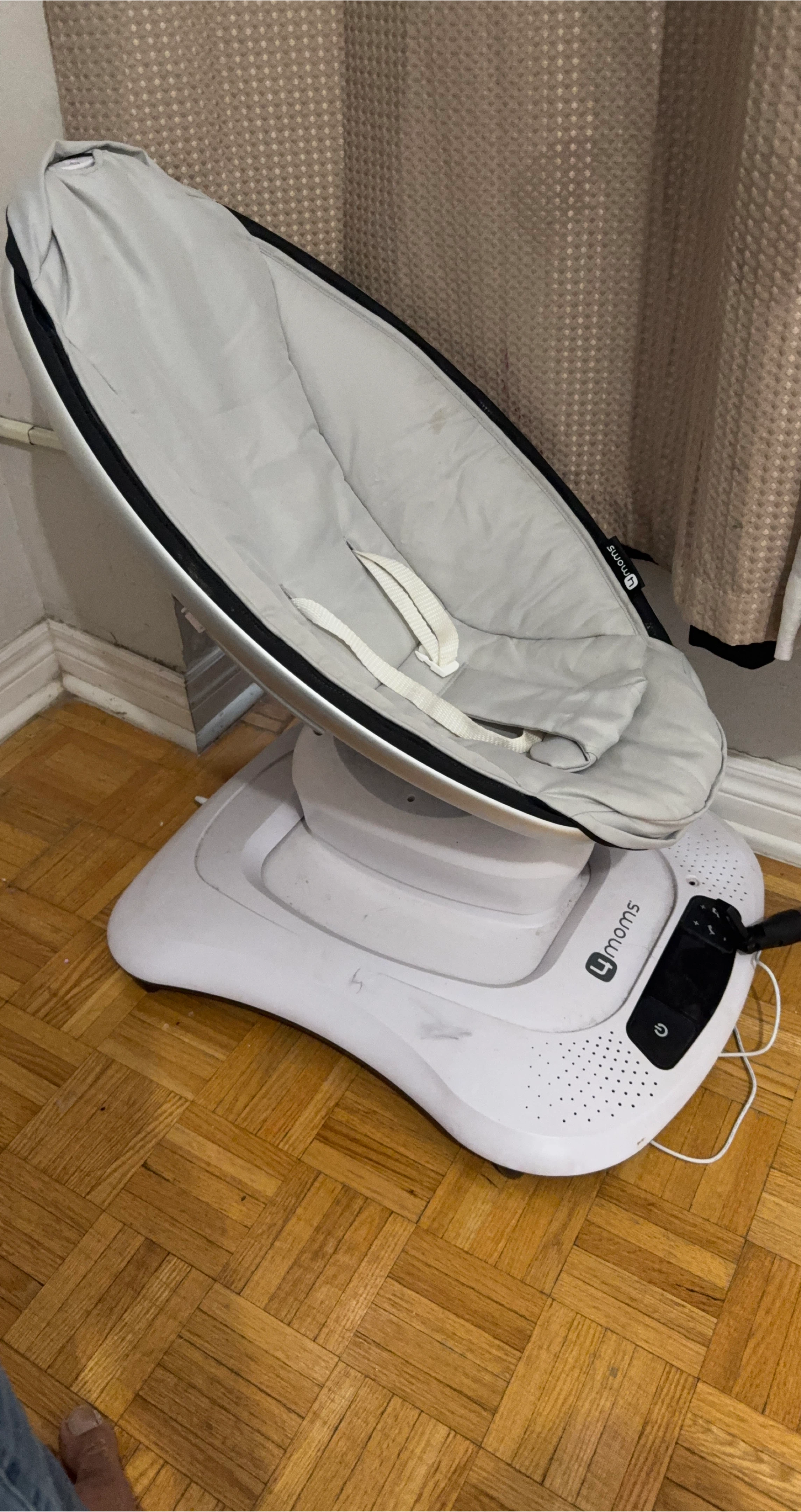 4moms MamaRoo Baby Swing