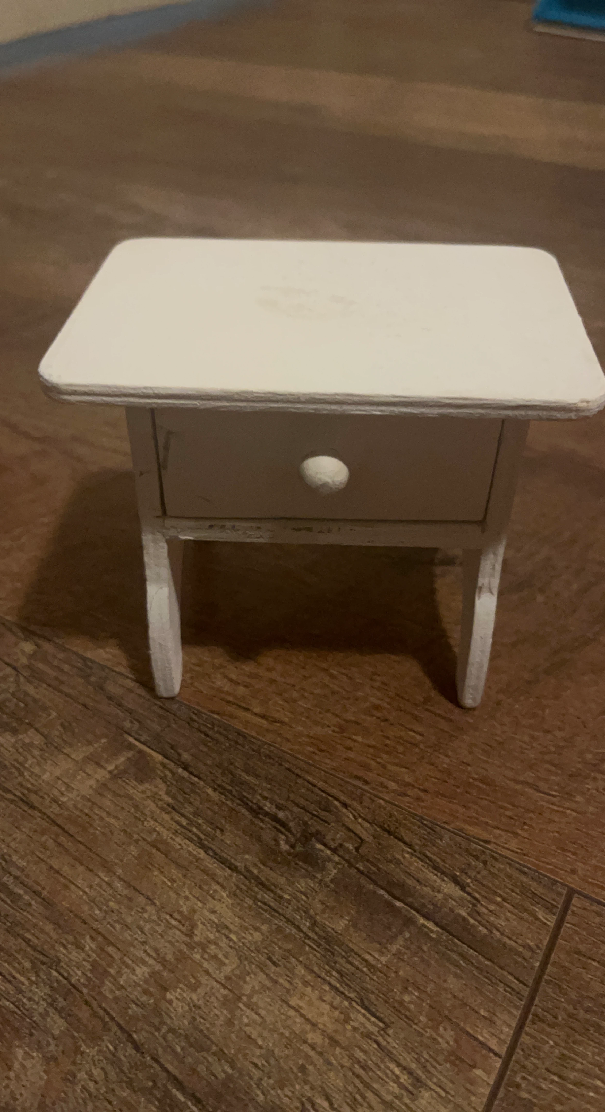 White Wooden Nightstand with Drawer