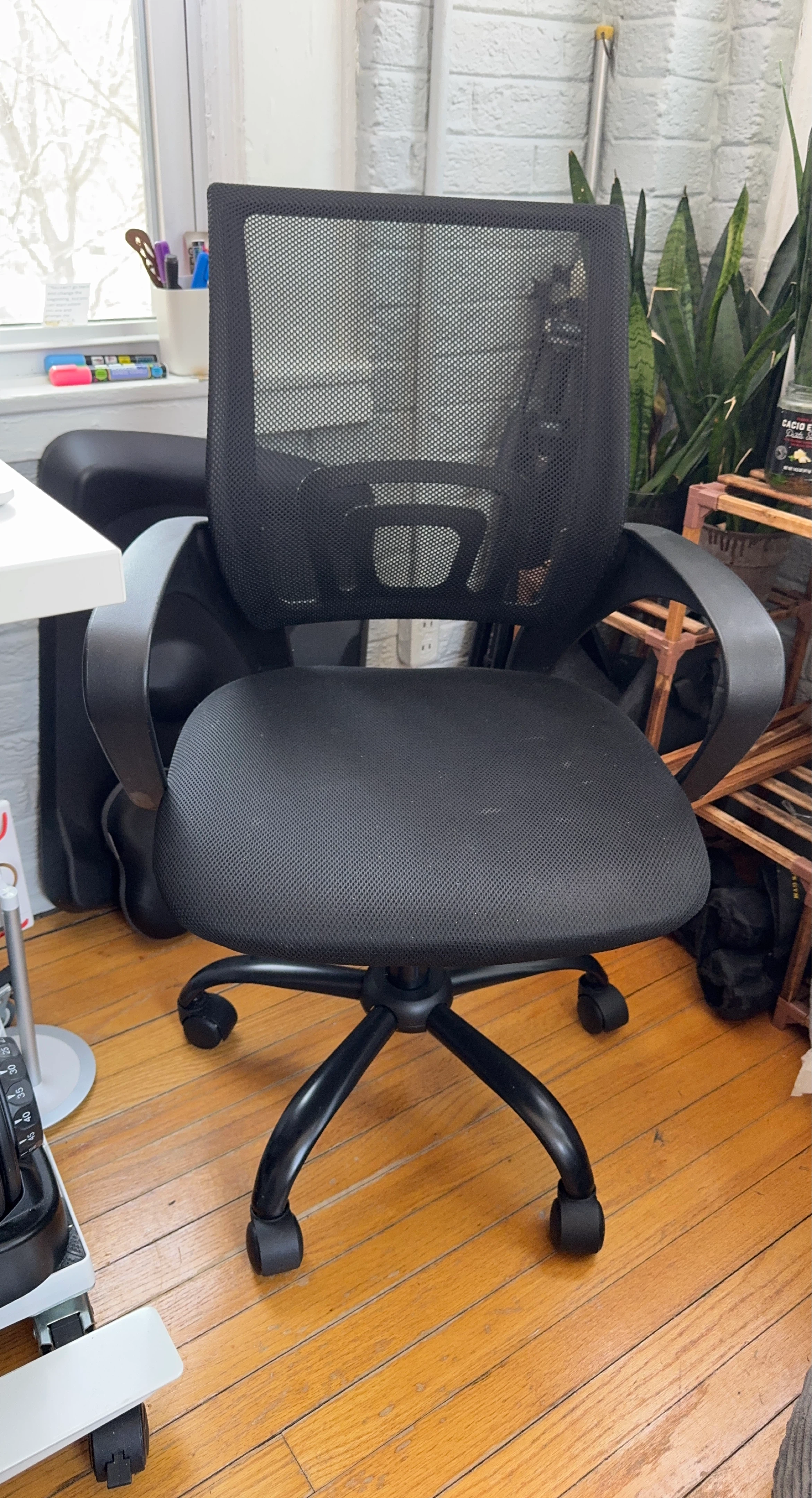 Black Mesh Office Chair