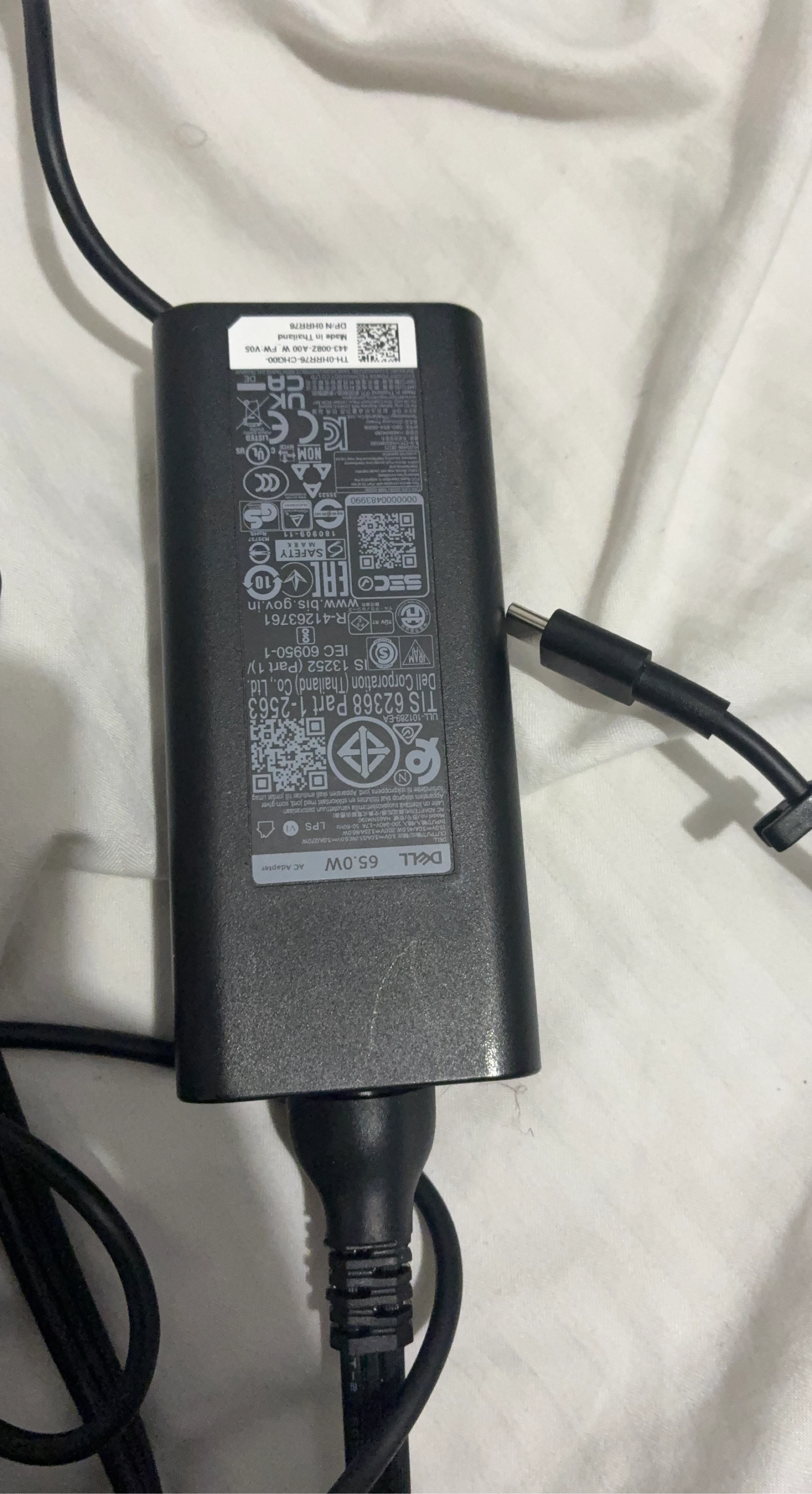 2 Dell 65 and 130 W AC Adapter