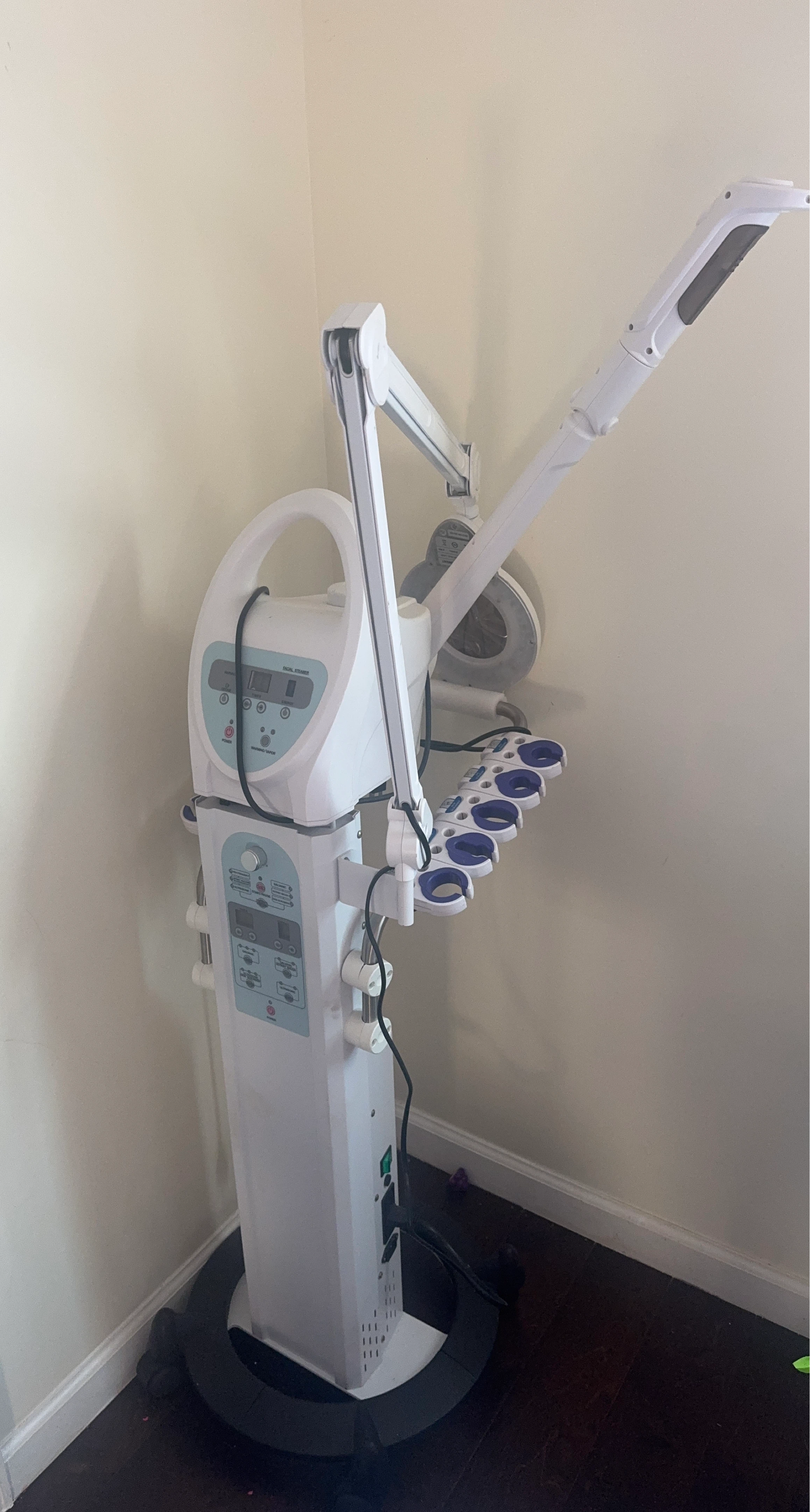 Facial Steamer Magnifying Lamp Spa Equipment
