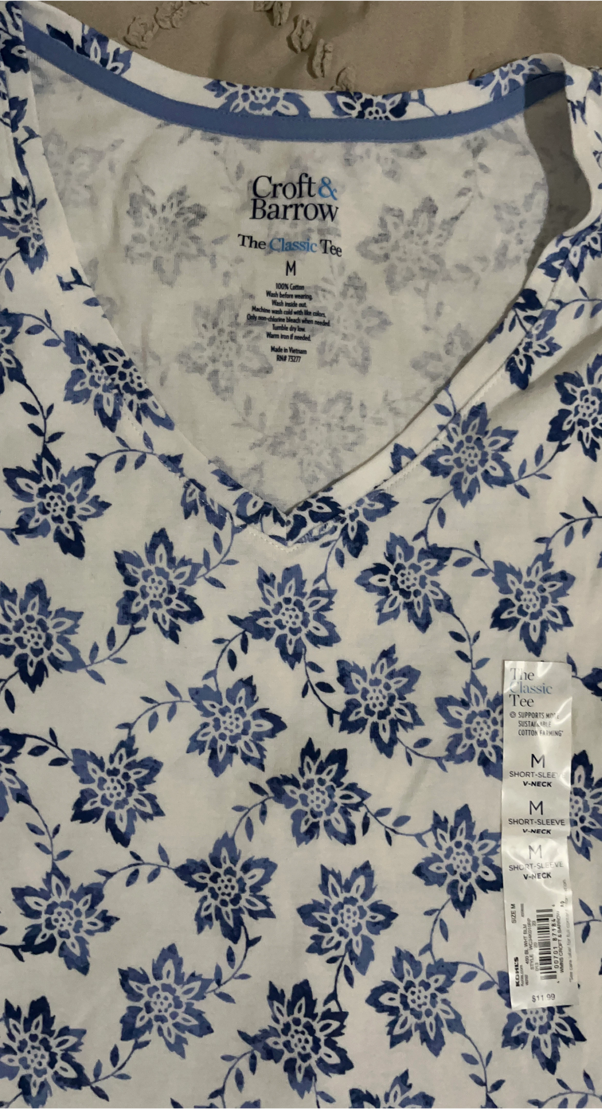 Croft & Barrow Women's Classic Tee - Blue Floral Print - Size M