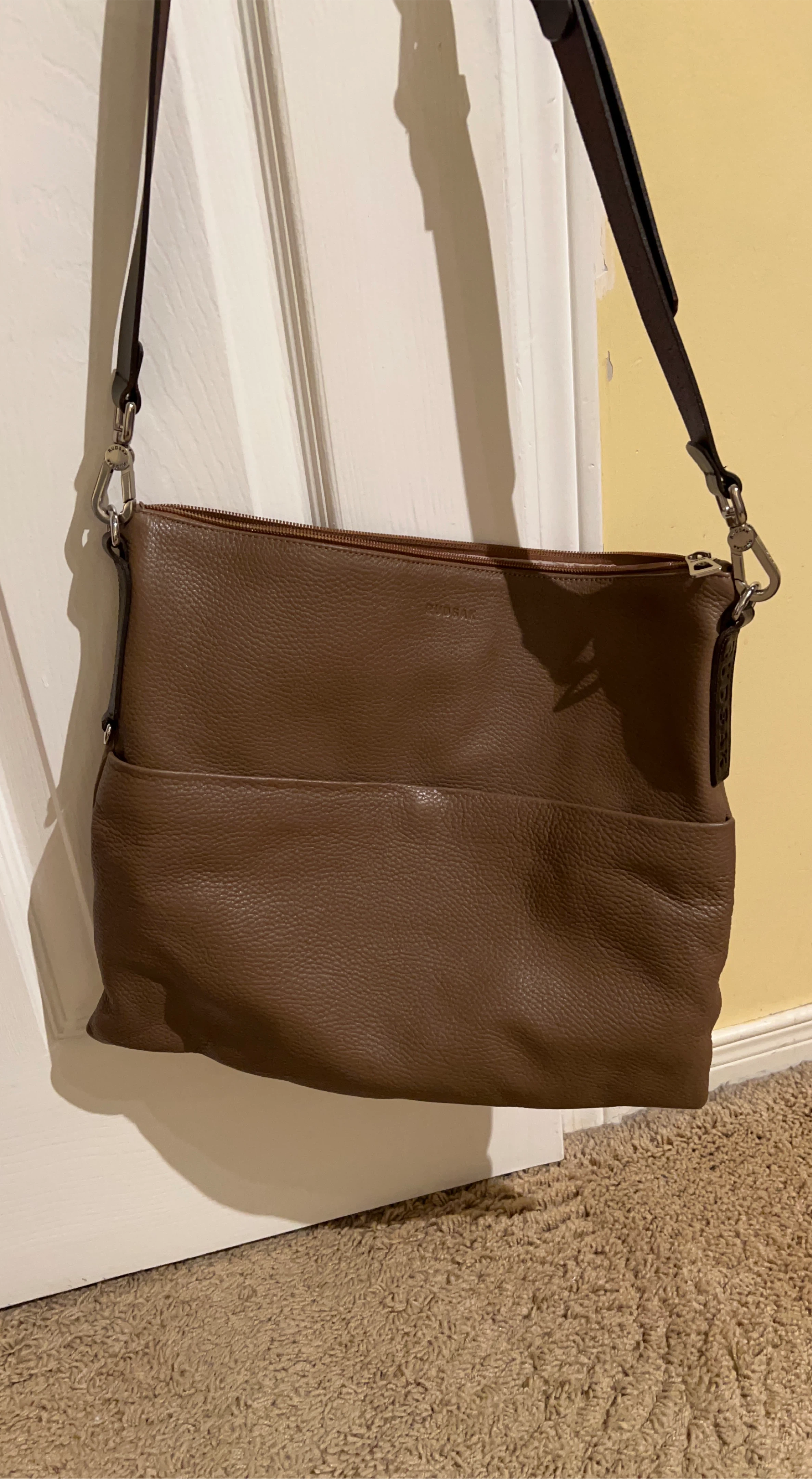 RUDSAK Leather Crossbody Bag - Brown