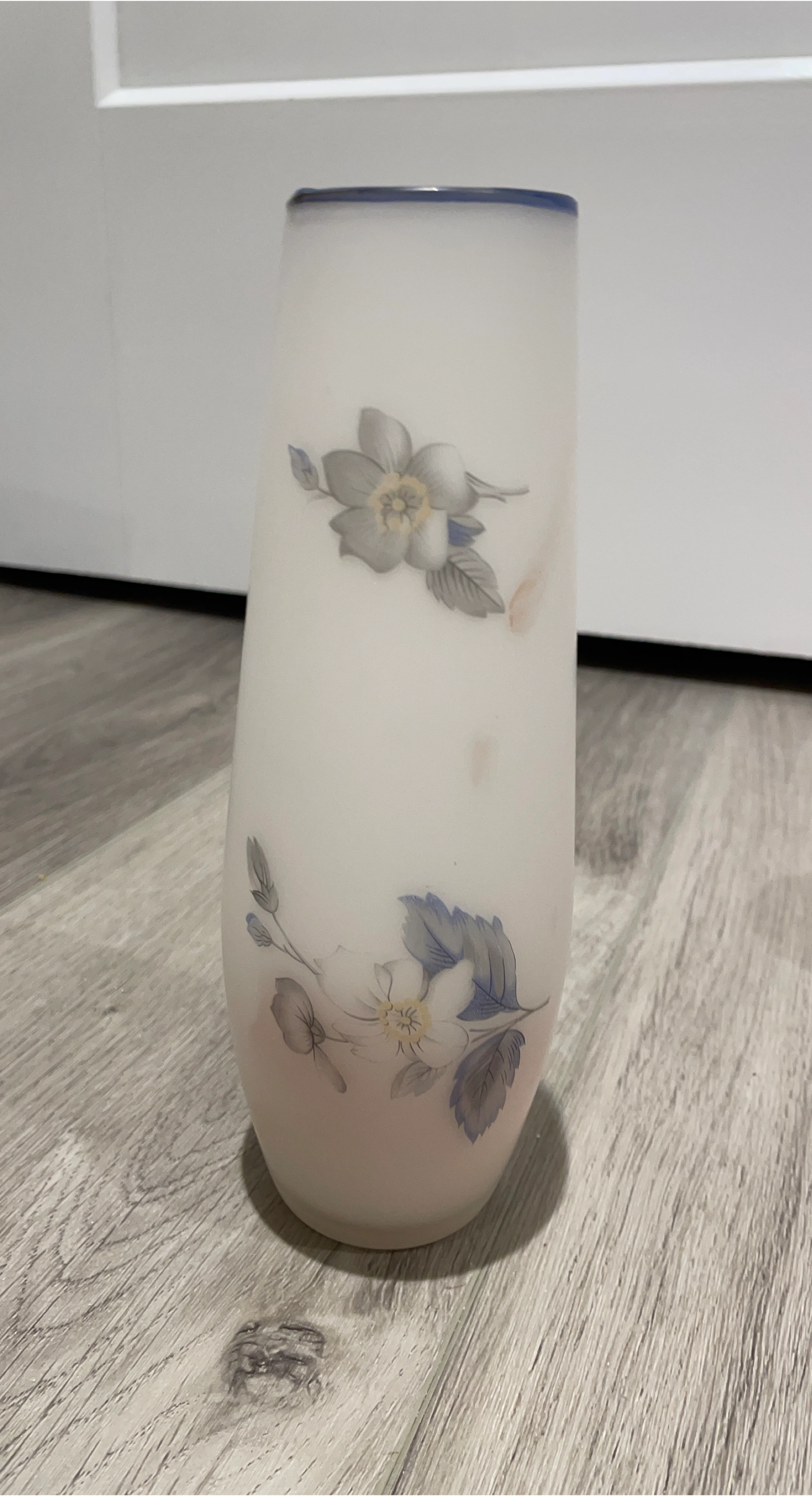 Frosted glass vase with floral design