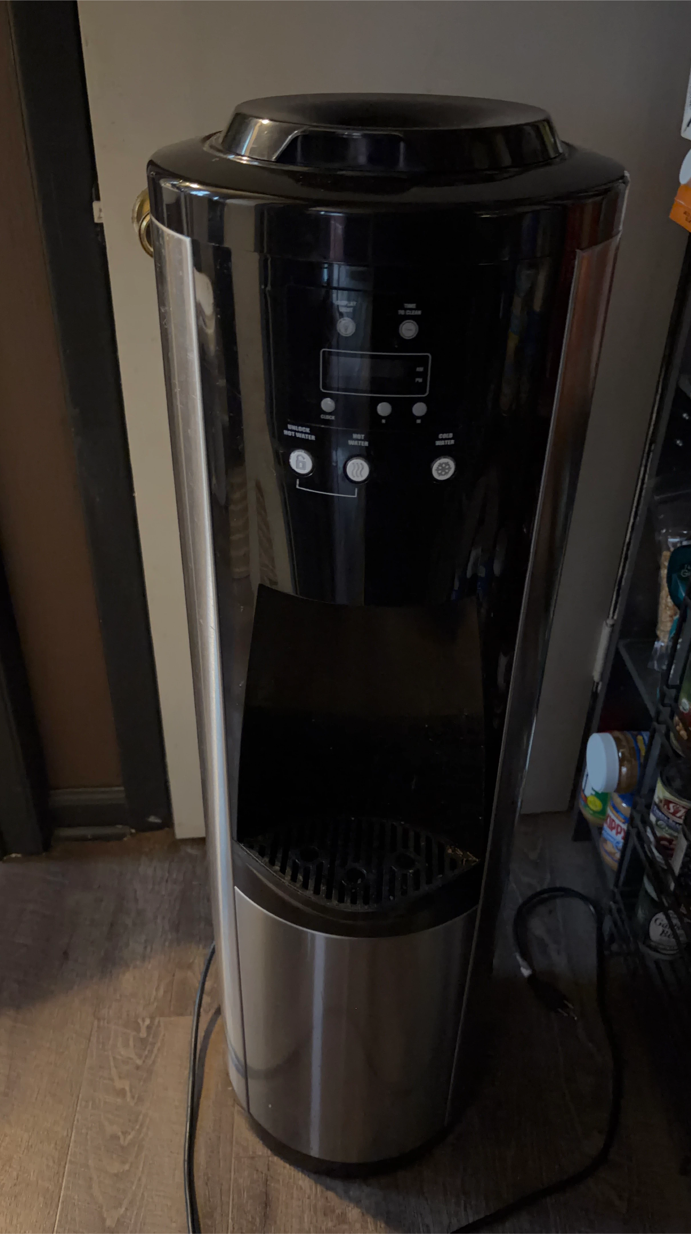 Hot and cold water cooler